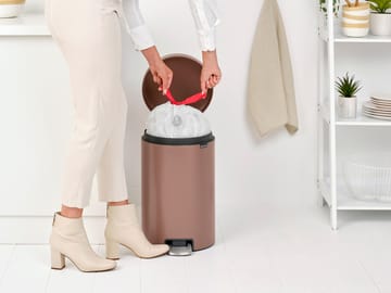 Poubelle à pédale New Icon 20 litres - Satin Taupe - Brabantia