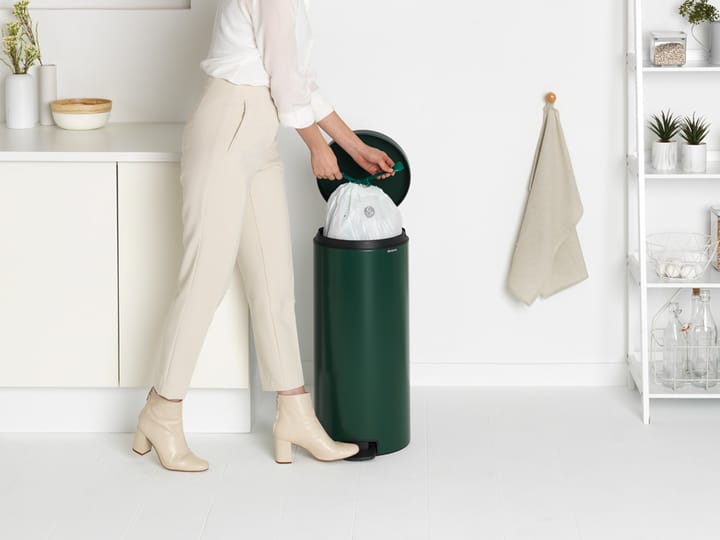 Poubelle à pédale New Icon 30 litres, Pine green Brabantia