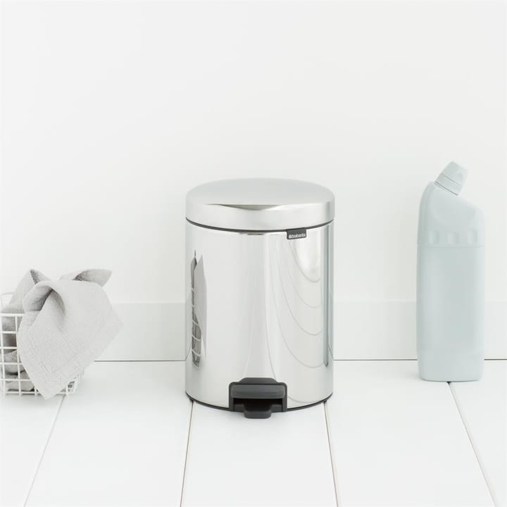 Poubelle à pédale New Icon 5 litres, acier brillant Brabantia