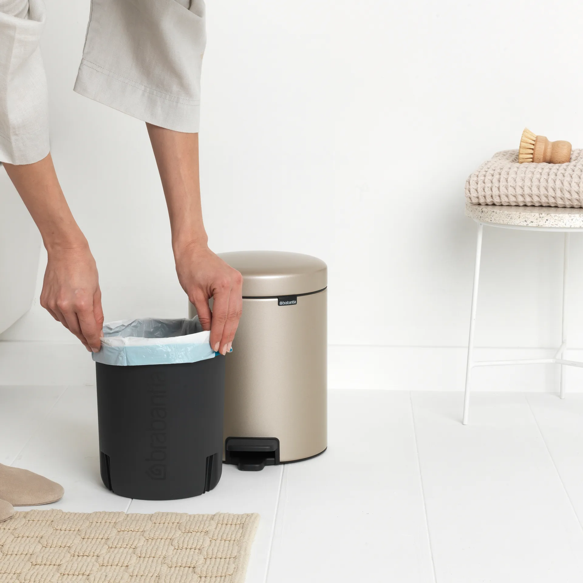 Poubelle à pédale New Icon 5 litres, Metallic Gold Brabantia