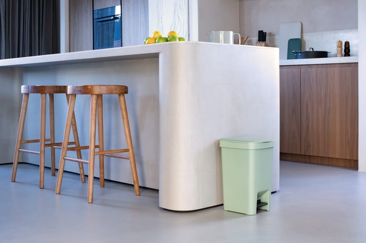 Poubelle à pédale StepUp 16 L, Jade green Brabantia