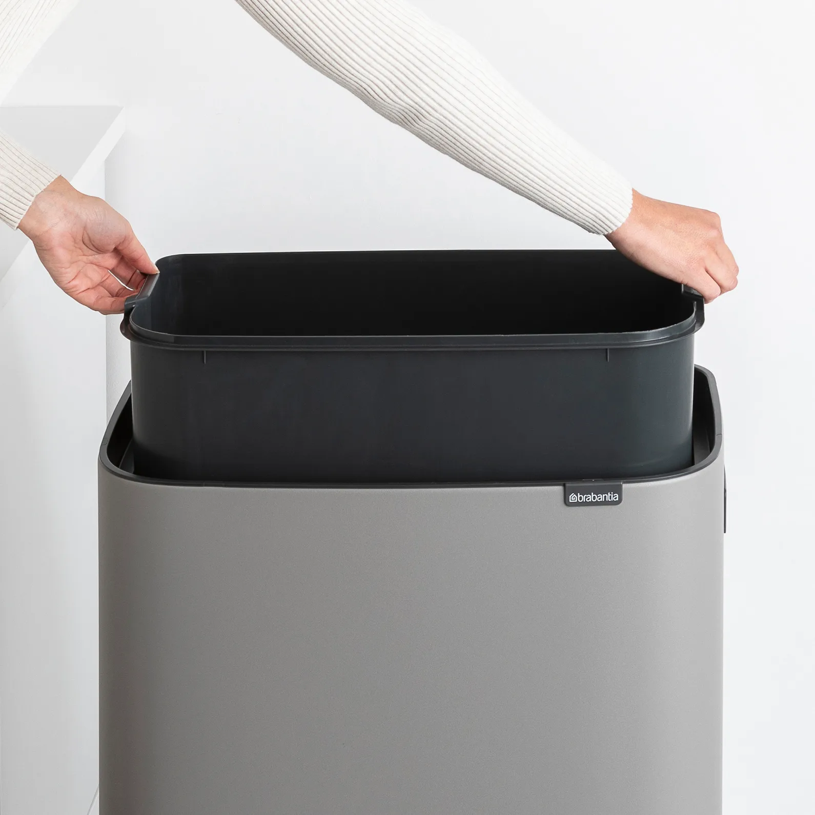 Poubelle Bo touch high 60 L, Mineral concrete grey Brabantia
