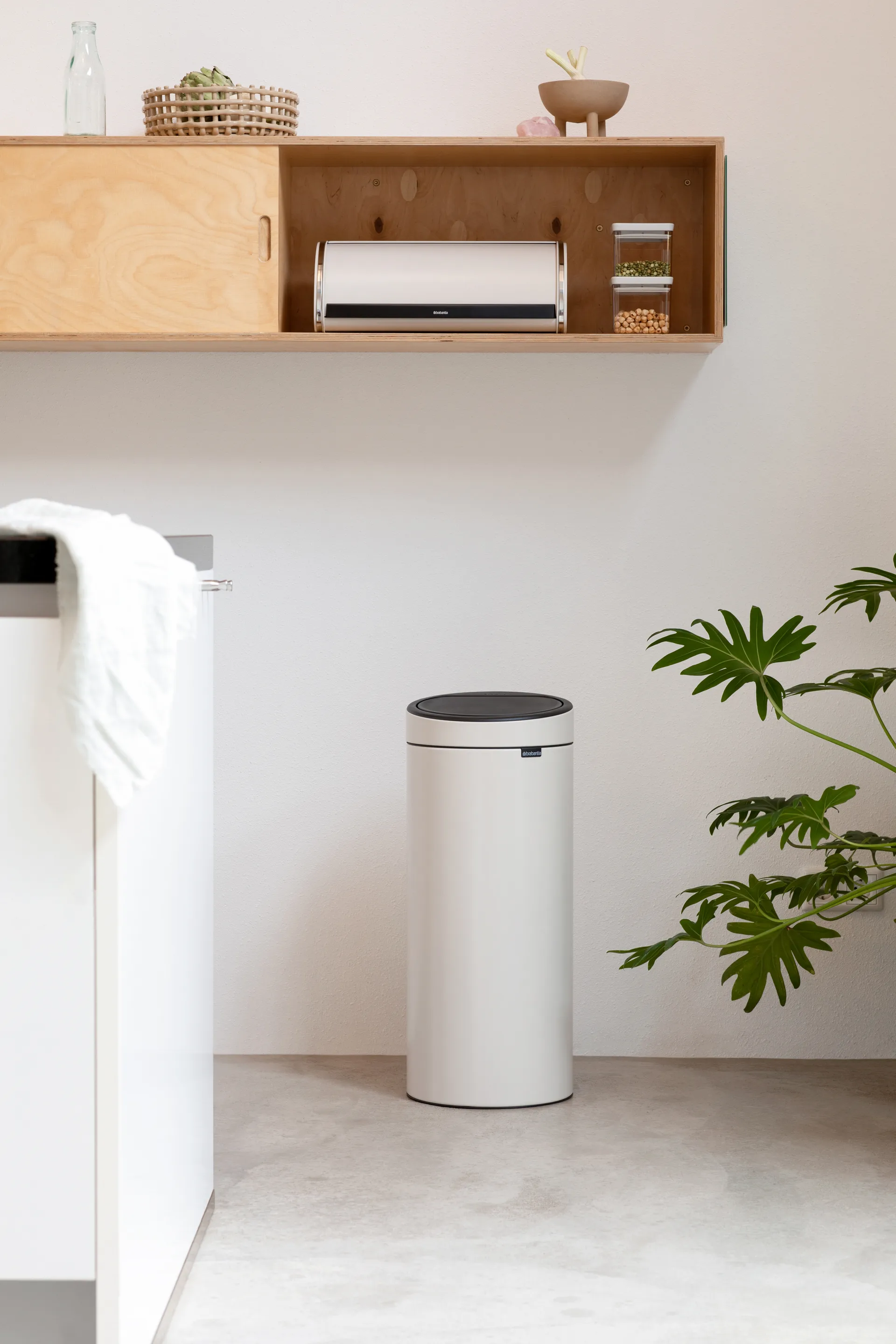 Poubelle Touch Bin 30 L, Soft beige Brabantia