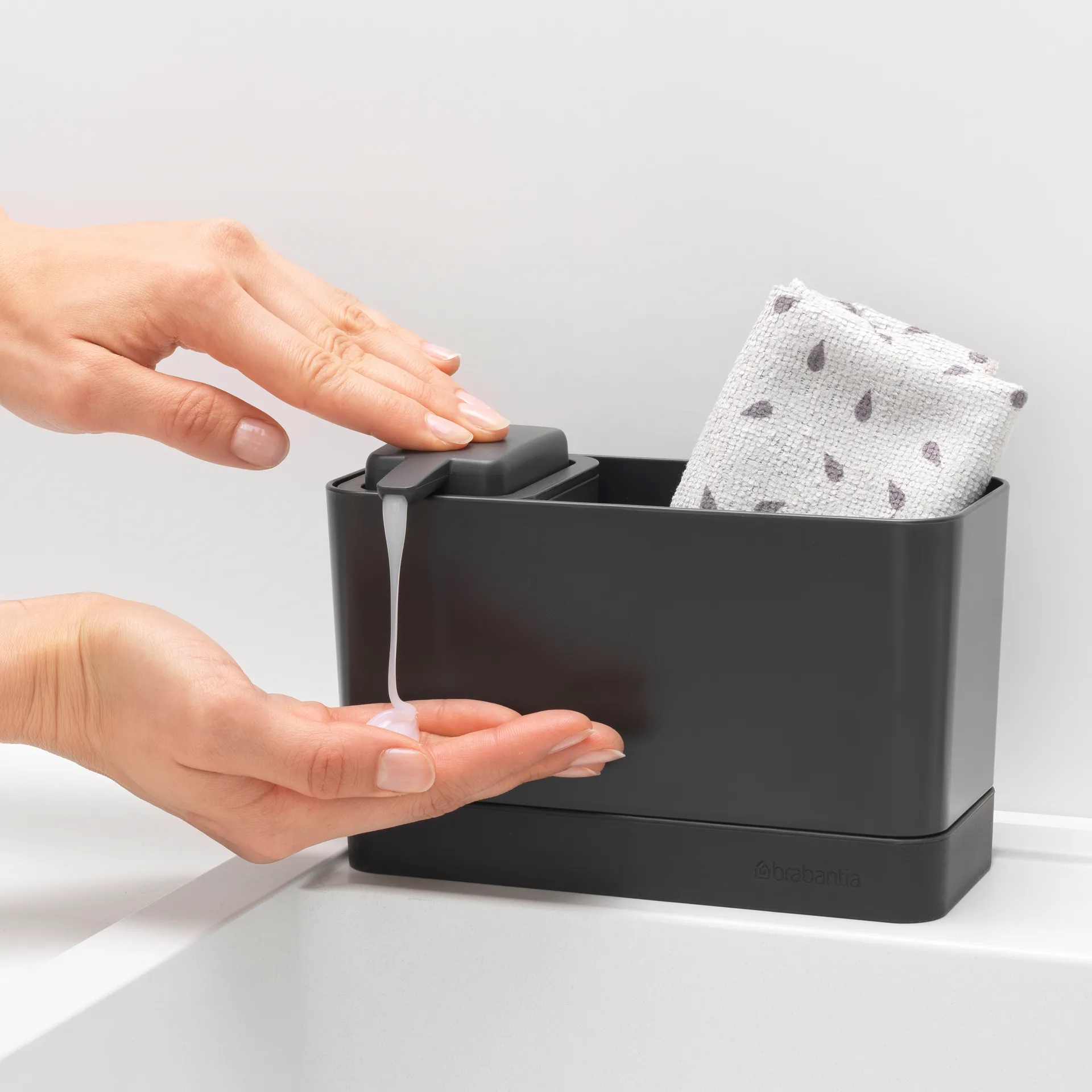Set d'organisateur d'évier avec distributeur de savon Brabantia, Gris foncé Brabantia