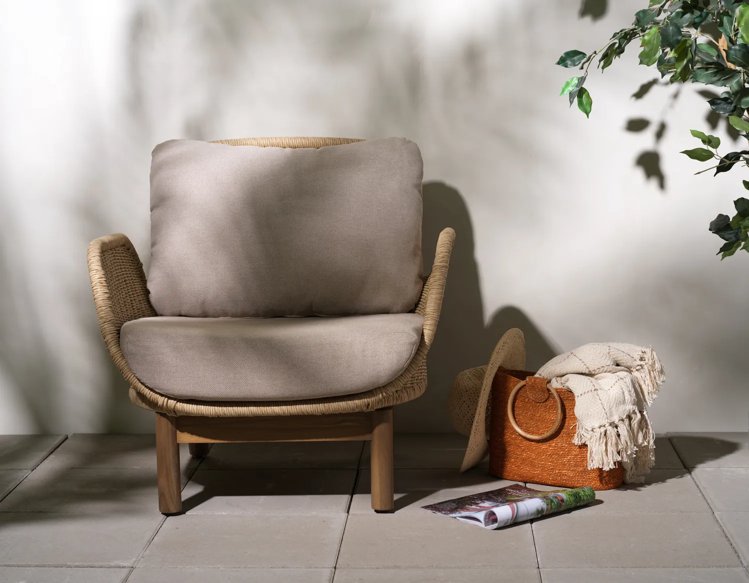 Fauteuil Lily, Twist straw-plush wheat Brafab
