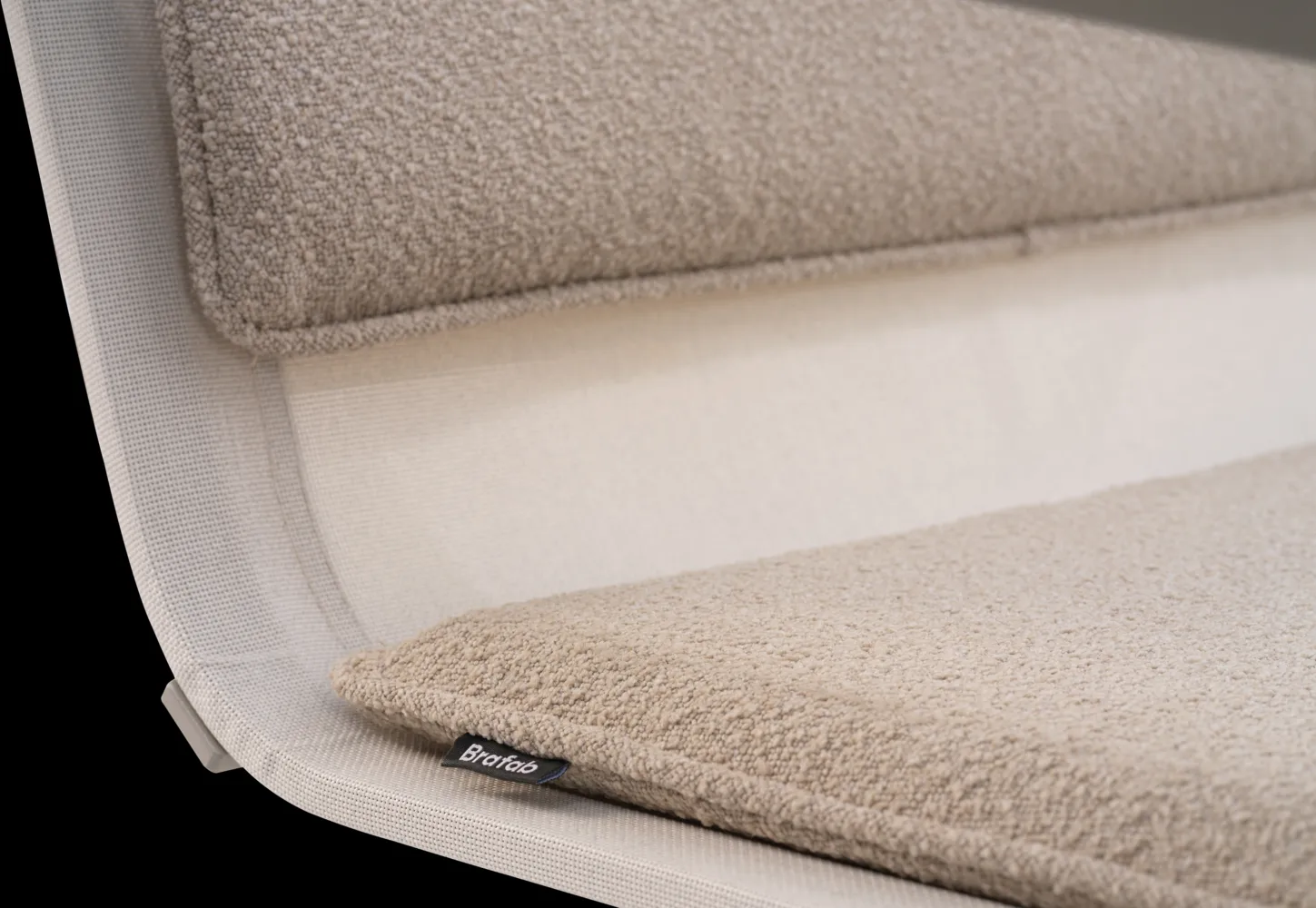 Fauteuil lounge Soro, Khaki-teddy beige Brafab