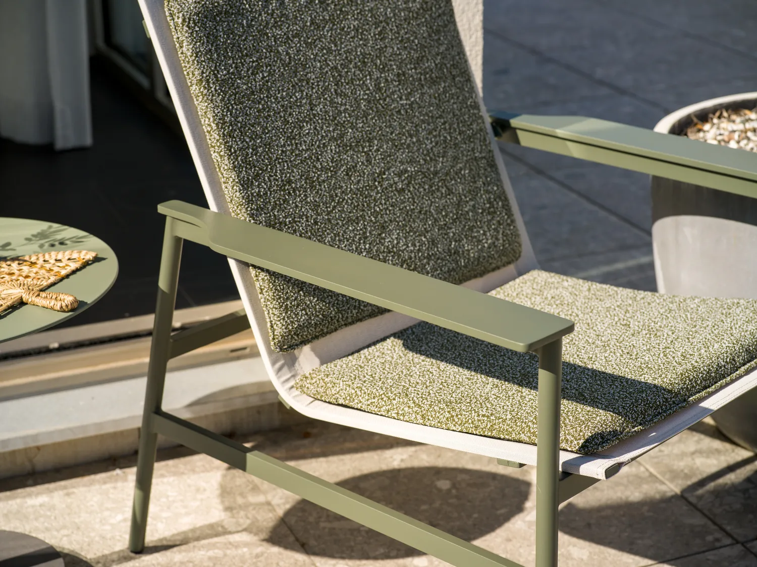 Fauteuil lounge Soro, Nordic green-teddy verde Brafab