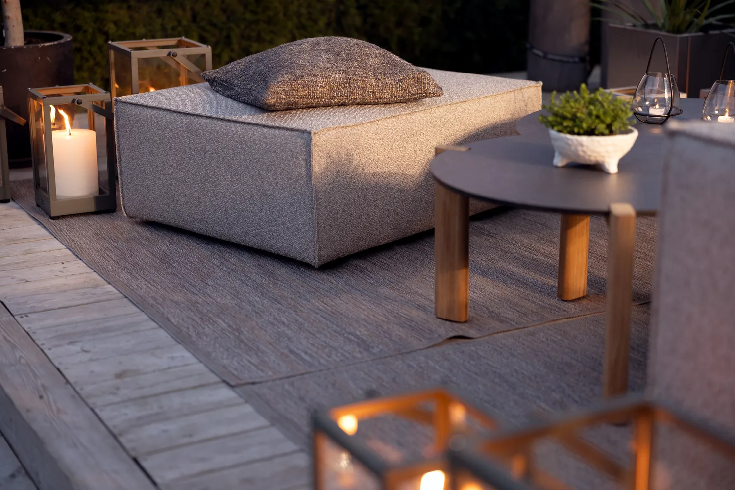 Ottoman Muki, Light taupe Brafab