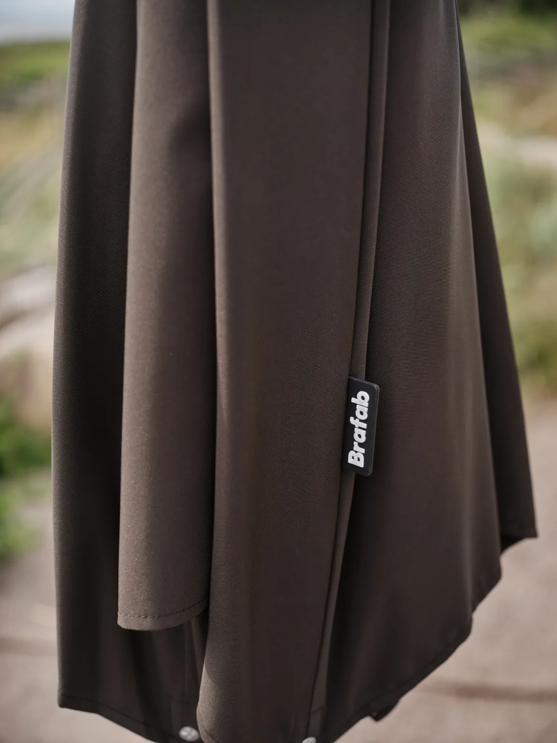 Parasol Abriola, Charcoal black, Ø270 cm Brafab