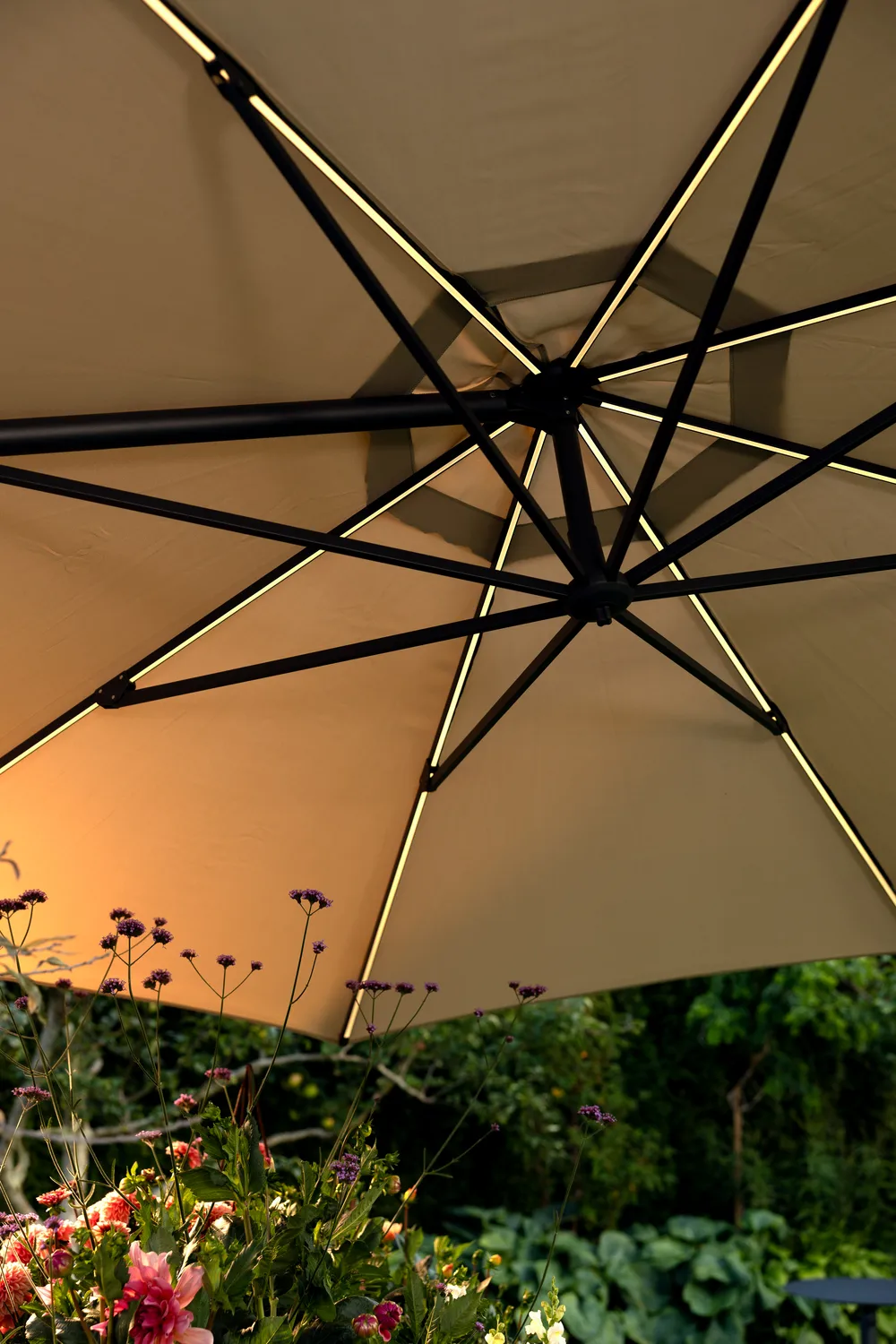 Parasol Cilento, Light grey-khaki Brafab
