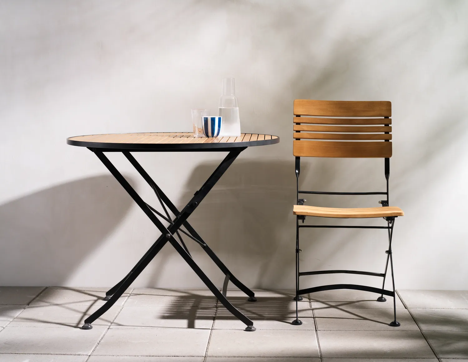 Table à manger Brewer, Noir-teck, Ø85 cm Brafab
