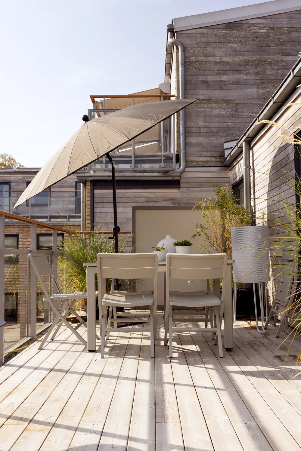 Table à manger Lomma, Light grey, 132x80x73 cm Brafab