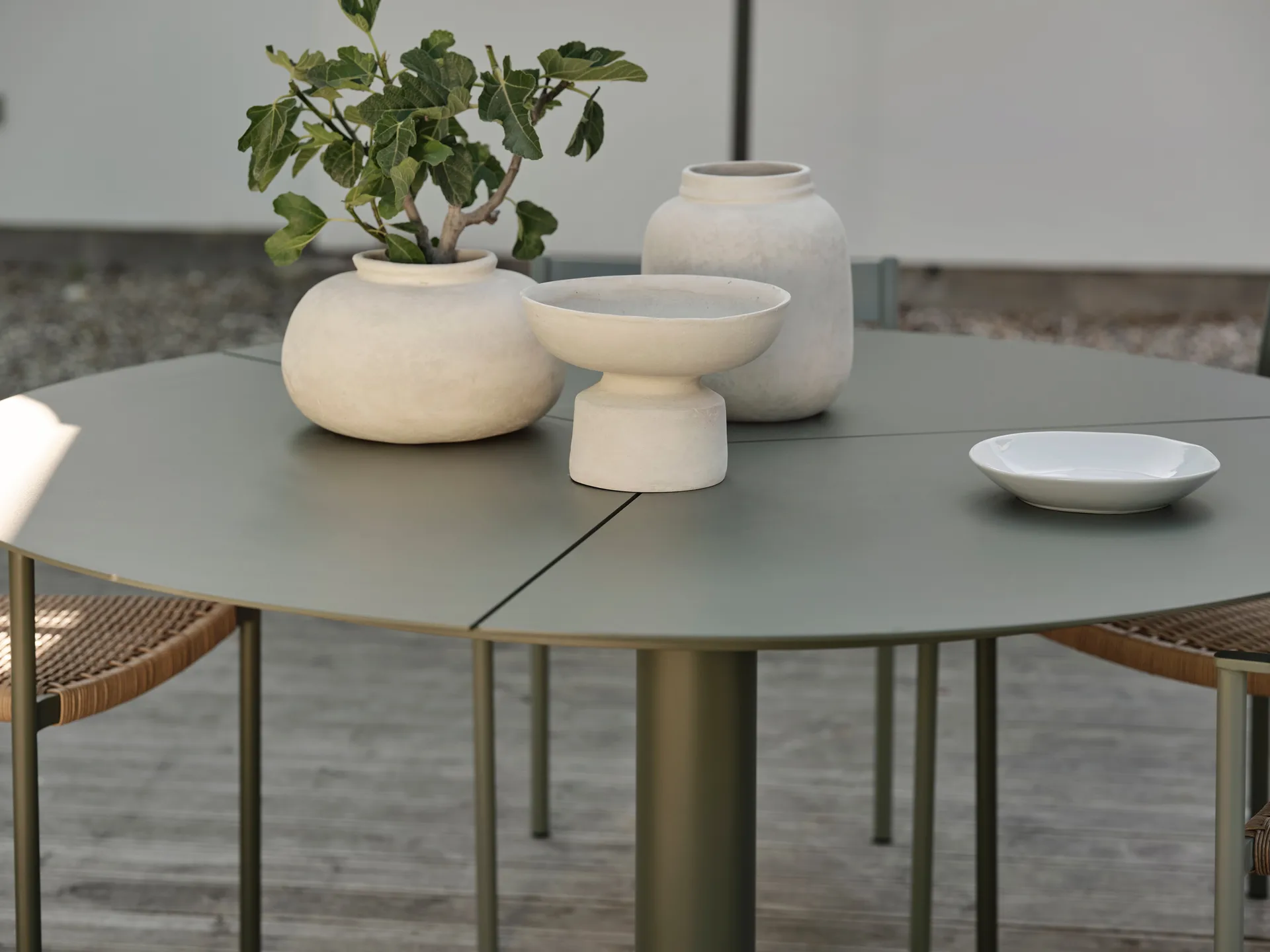 Table à manger Peace Ø110 cm Nordic green Brafab