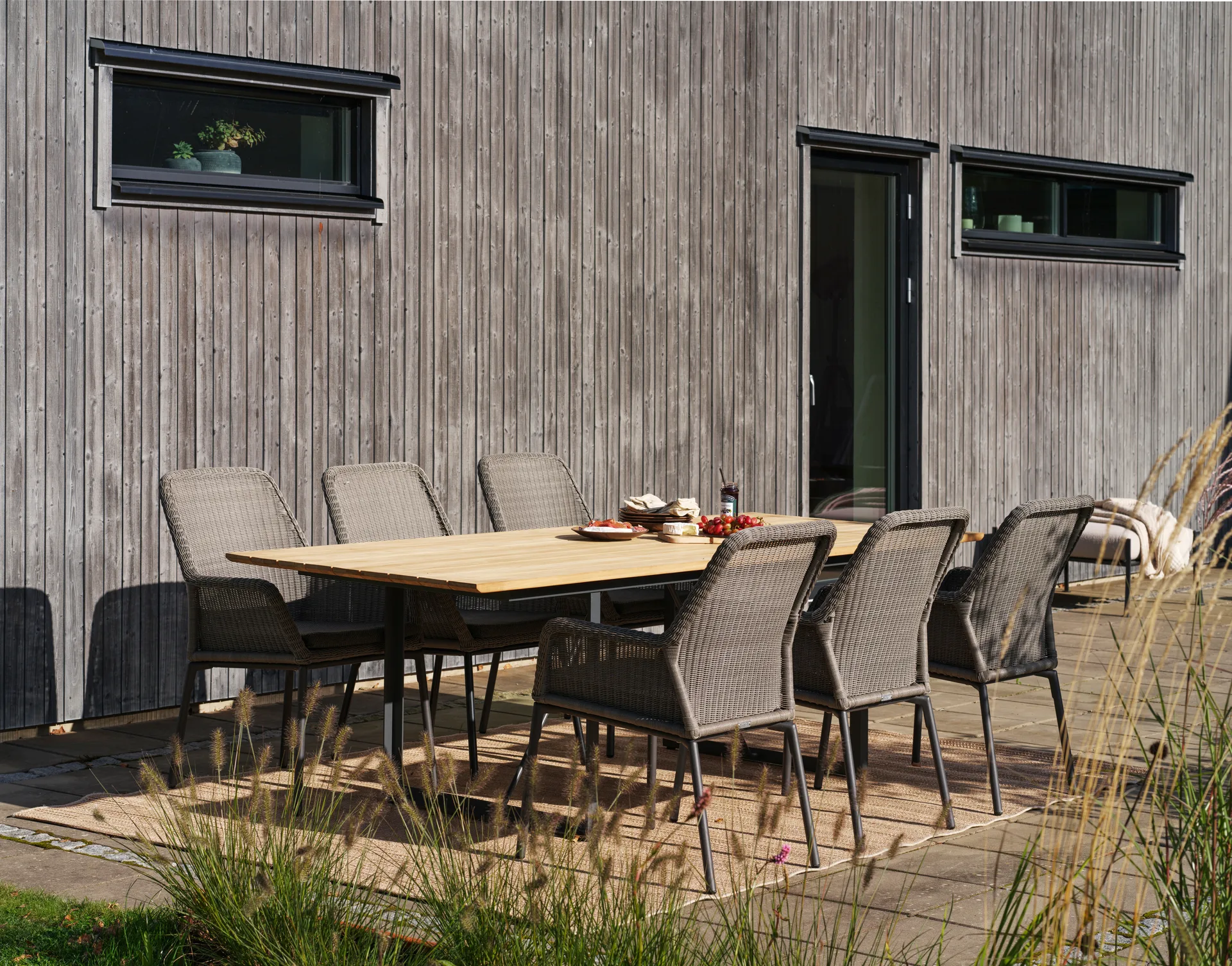 Table à manger Shad 240 cm teak-anthracite,  Brafab