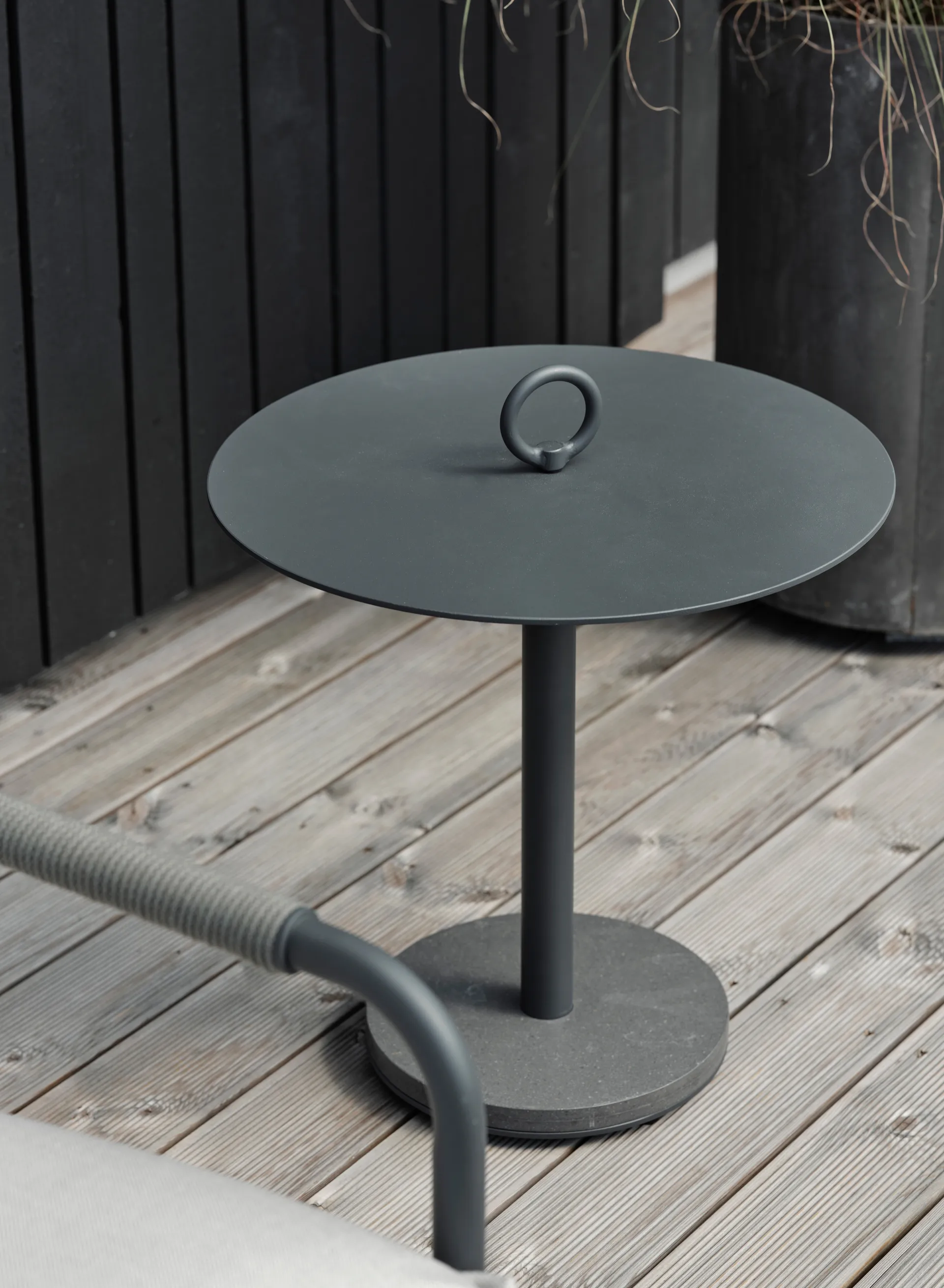 Table d'appoint Niobe, Anthracite Brafab