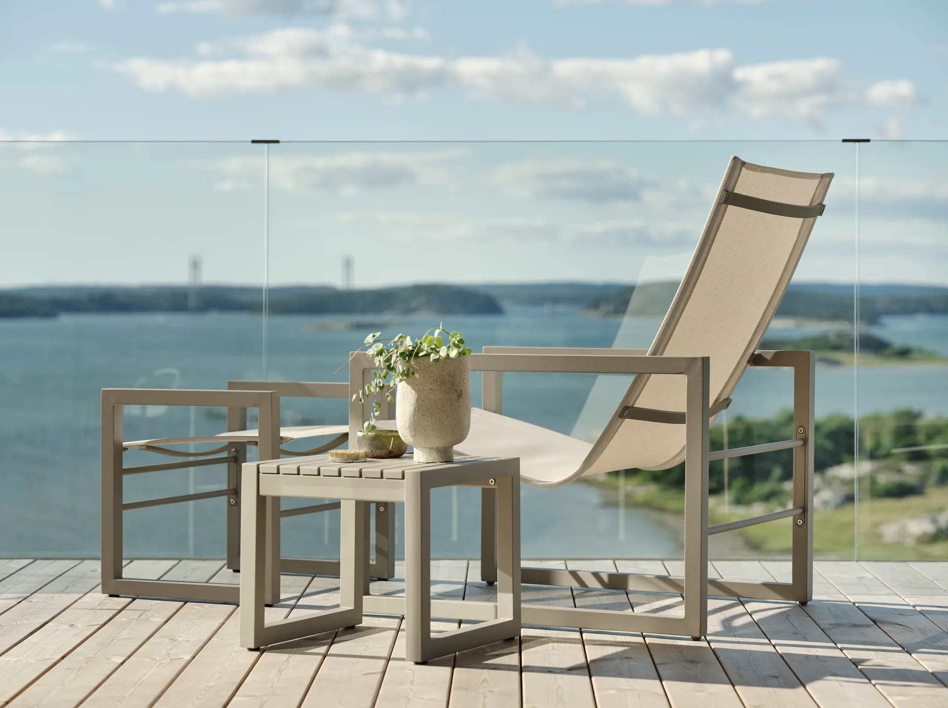 Table d'appoint Vevi, Khaki Brafab