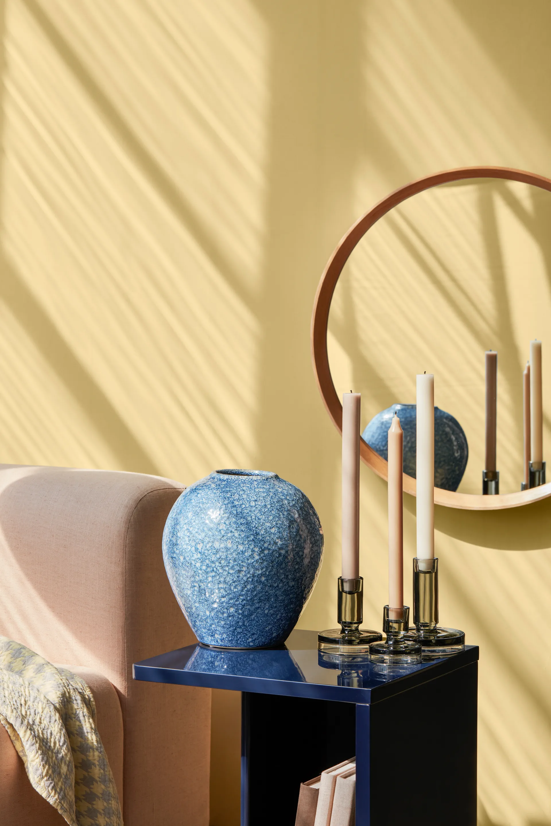 Bougeoir Petra smoked pearl dark grey, 8 cm Broste Copenhagen