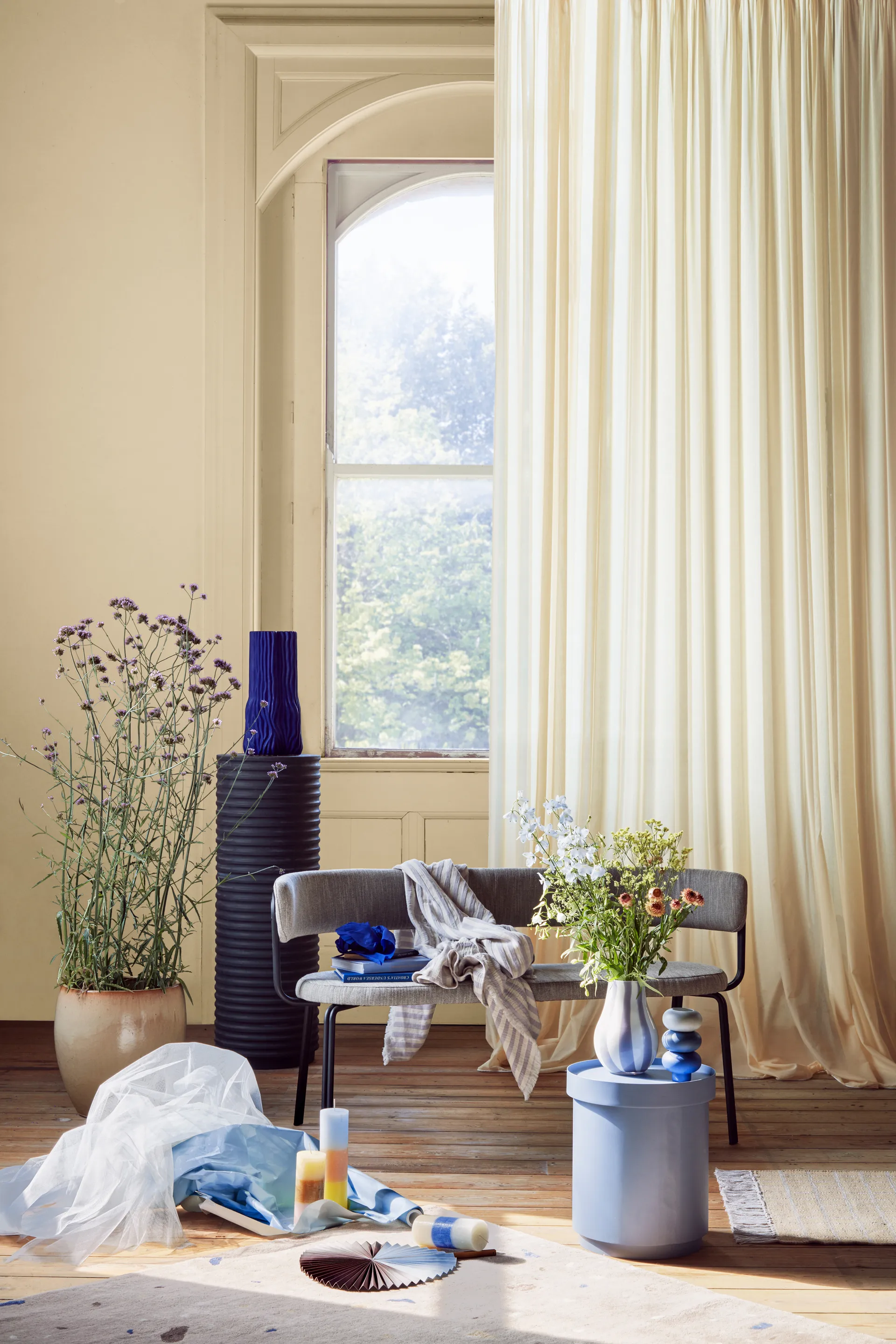 Bougie bloc Rainbow 25 cm, Pineapple cloud Broste Copenhagen