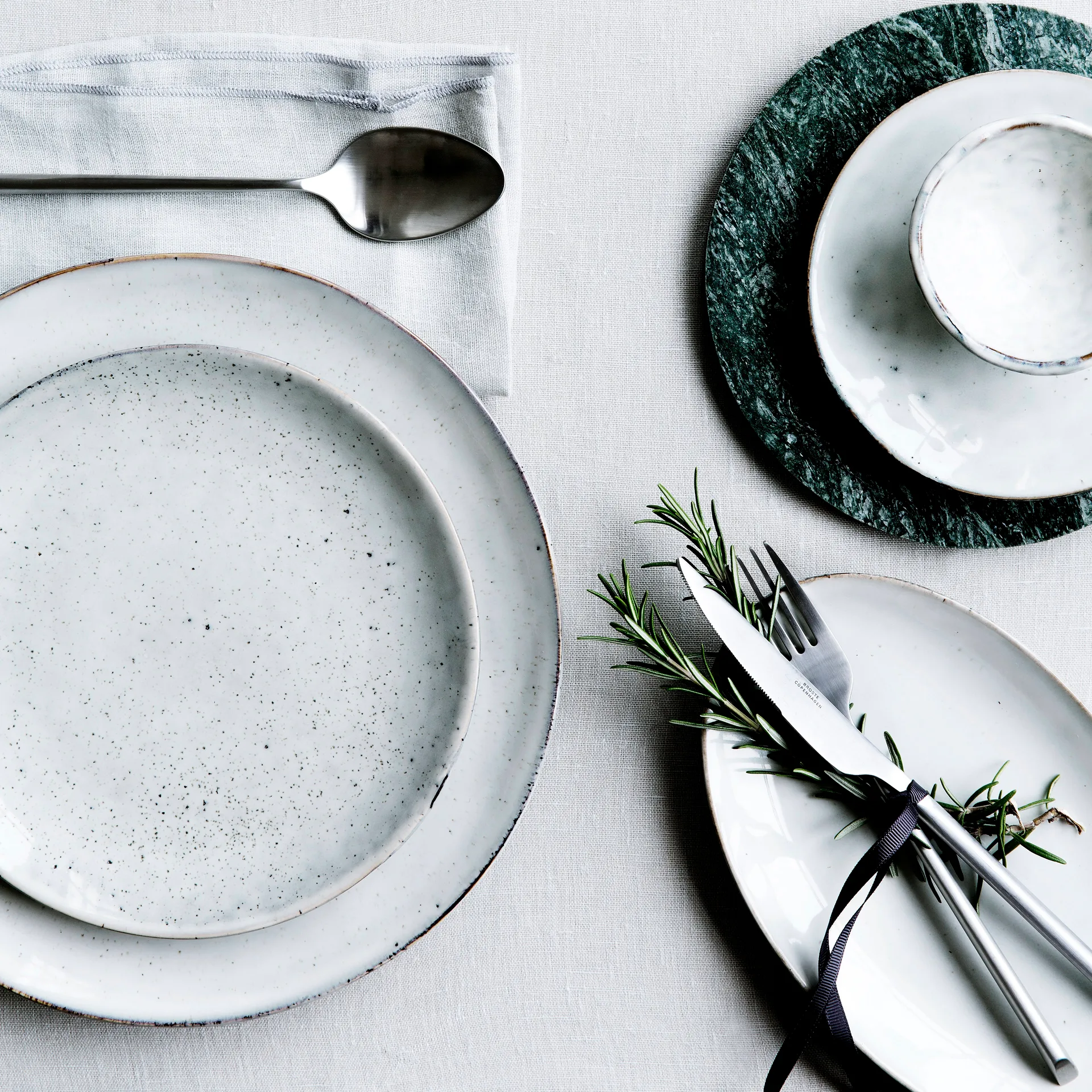 Couverts Sletten, 16 pièces, acier inoxydable mat Broste Copenhagen