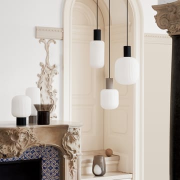 Lampe de table Lolly - Noir-blanc-30 cm - Broste Copenhagen
