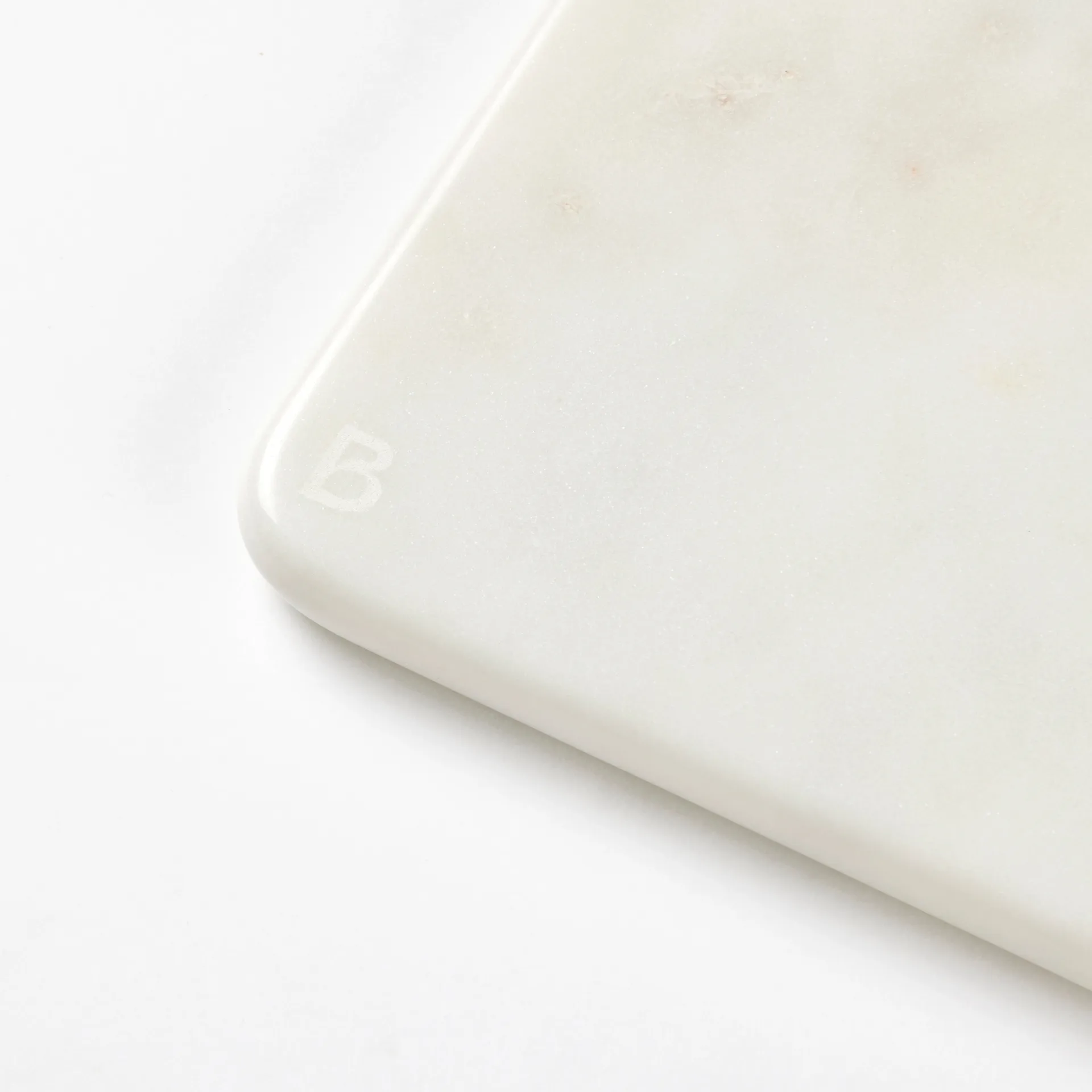Planche à découper Olina 14x31 cm, White marble Broste Copenhagen