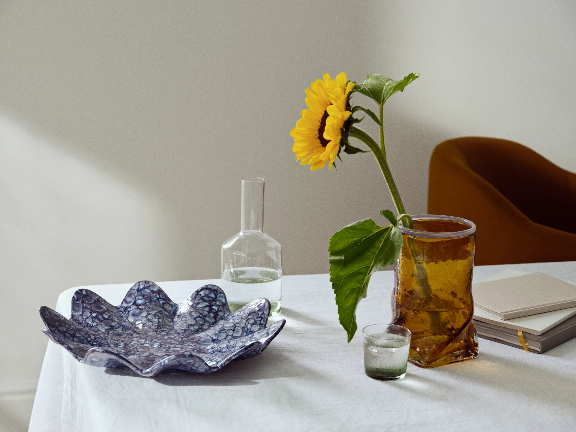 Plat de décoration Lilja Ø38 cm, Intense blue-white Broste Copenhagen