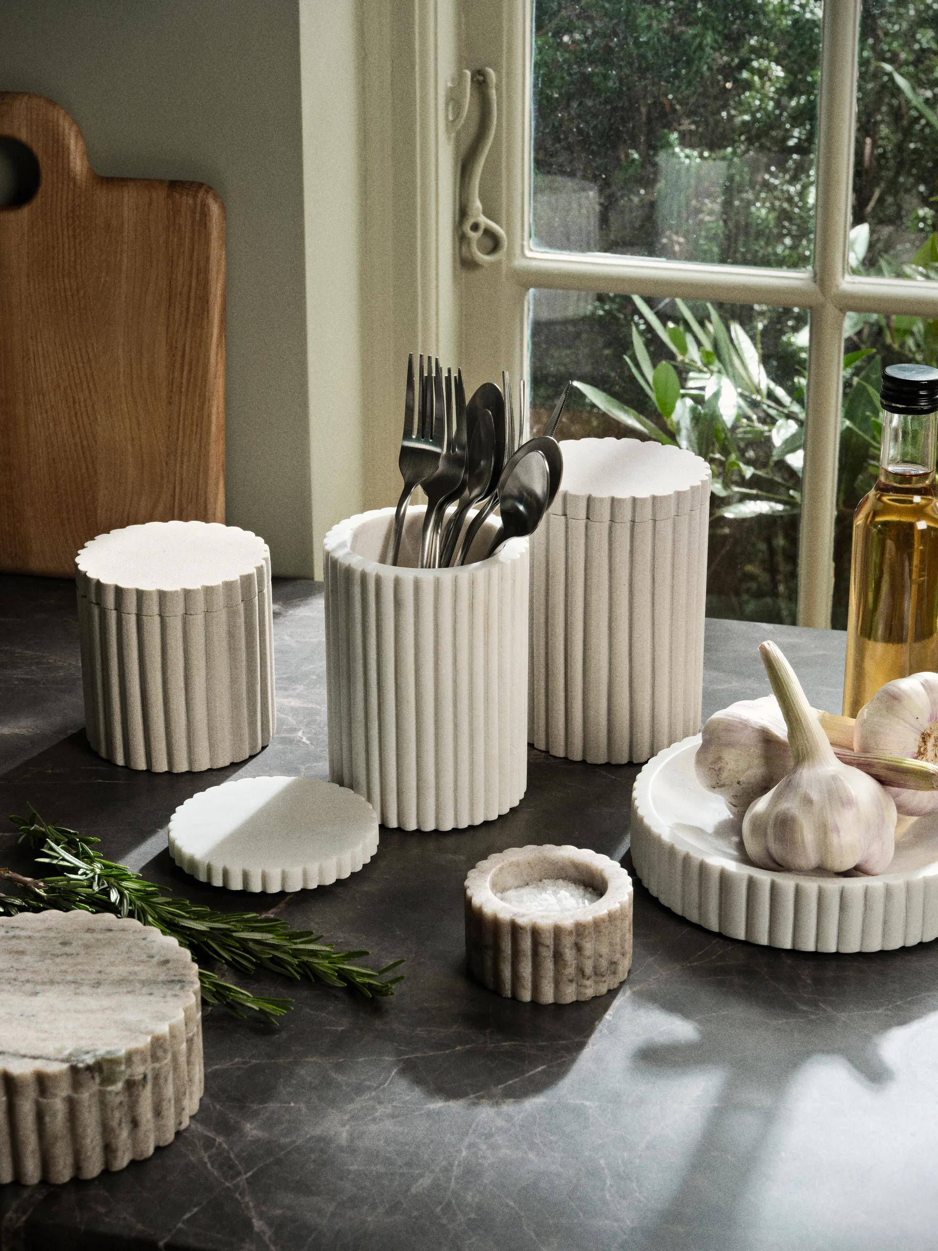 Platon bol Ø18 cm, White marble Broste Copenhagen