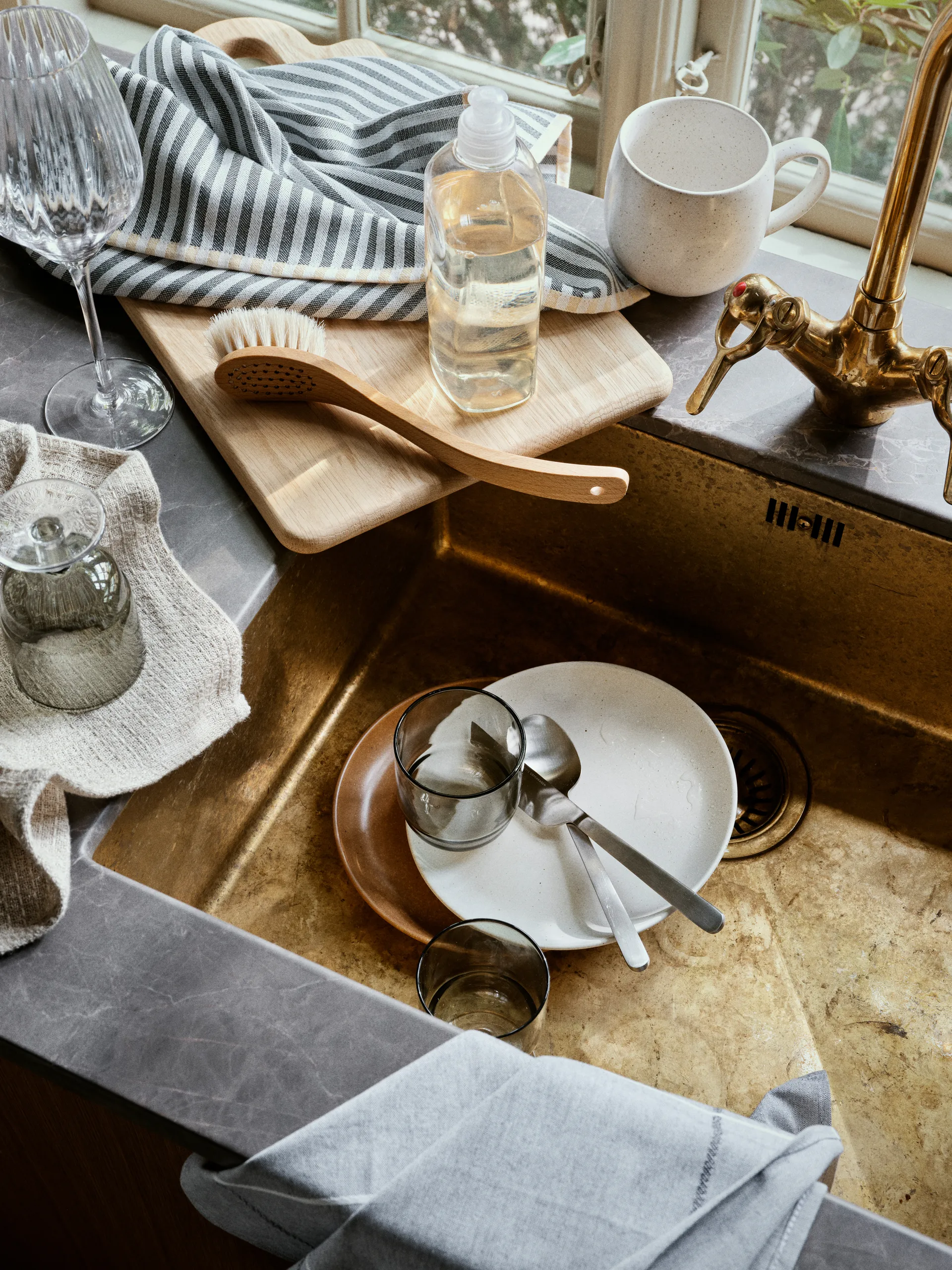 Set de couverts Nordic Bistro 16 pièces, Mat satin Broste Copenhagen