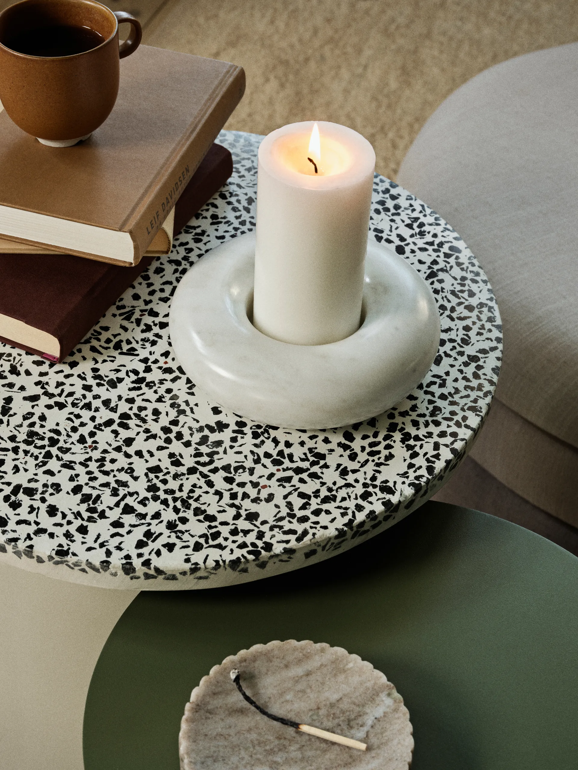 Table d'appoint Agari Ø45x45 cm, Rainy day grey-black Broste Copenhagen