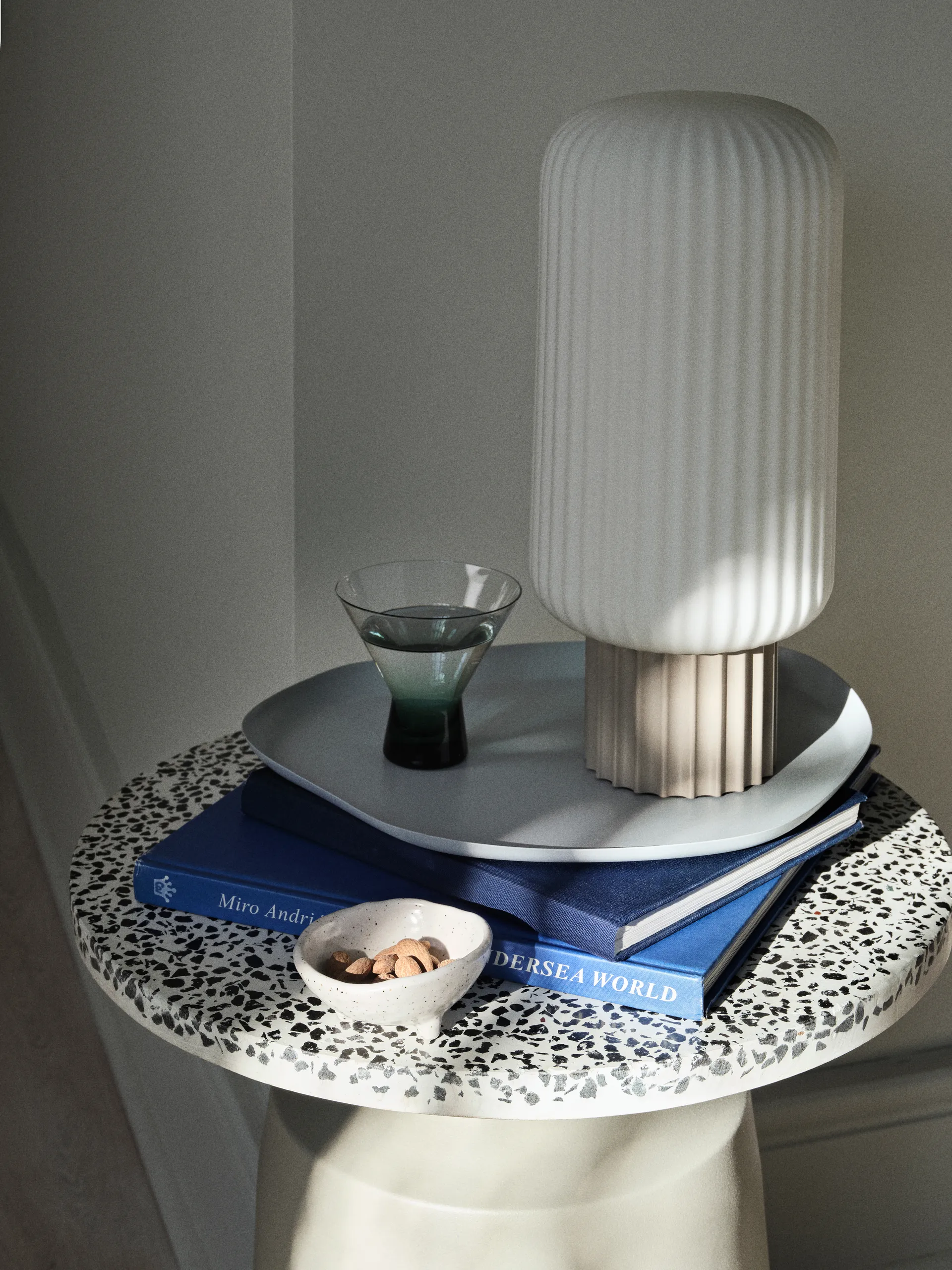 Table d'appoint Agari Ø45x45 cm, Rainy day grey-black Broste Copenhagen