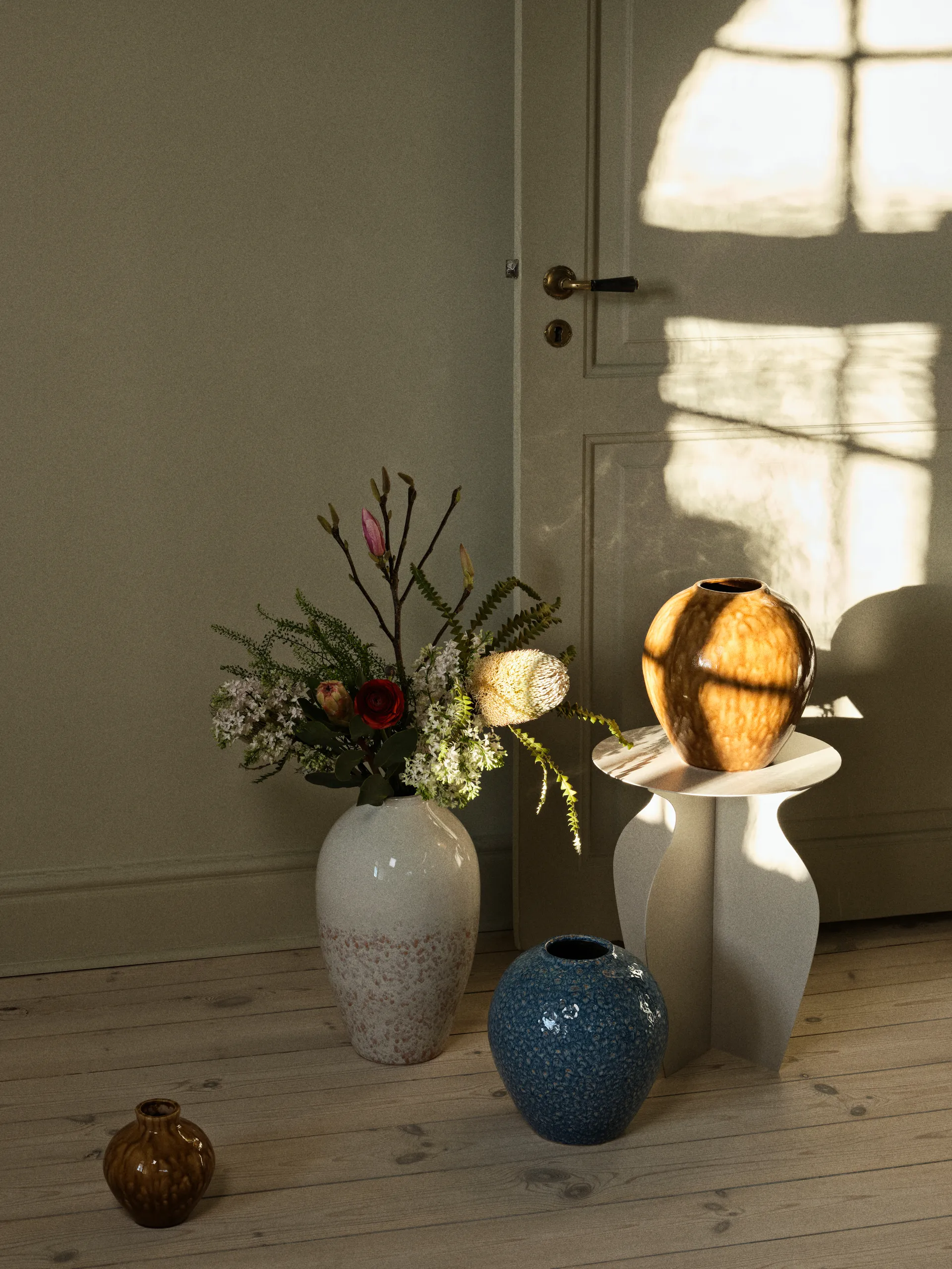 Table d'appoint Urna Ø35x45 cm, Rainy day grey Broste Copenhagen