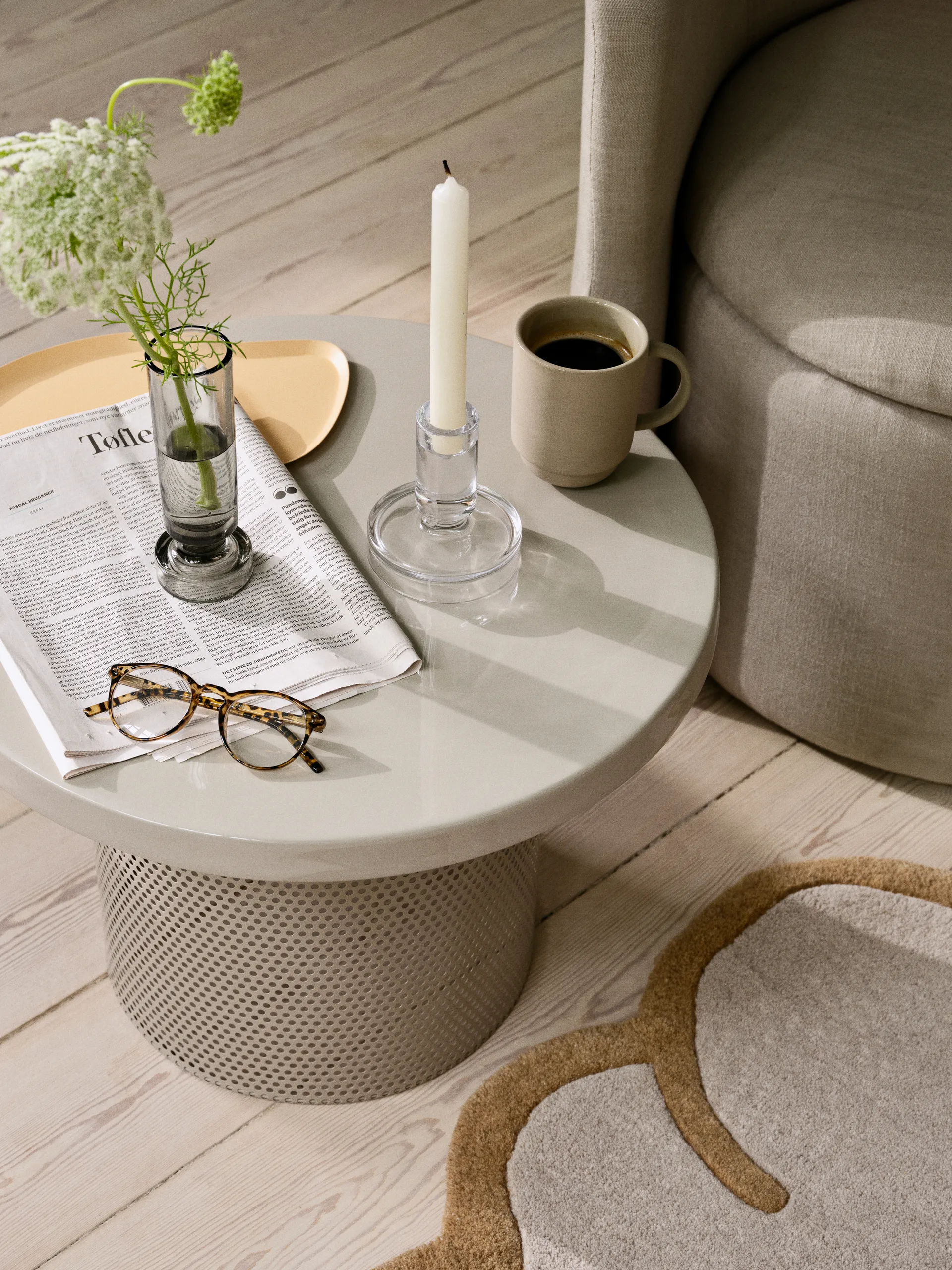 Table Tulina Ø50x36 cm, Off white Broste Copenhagen