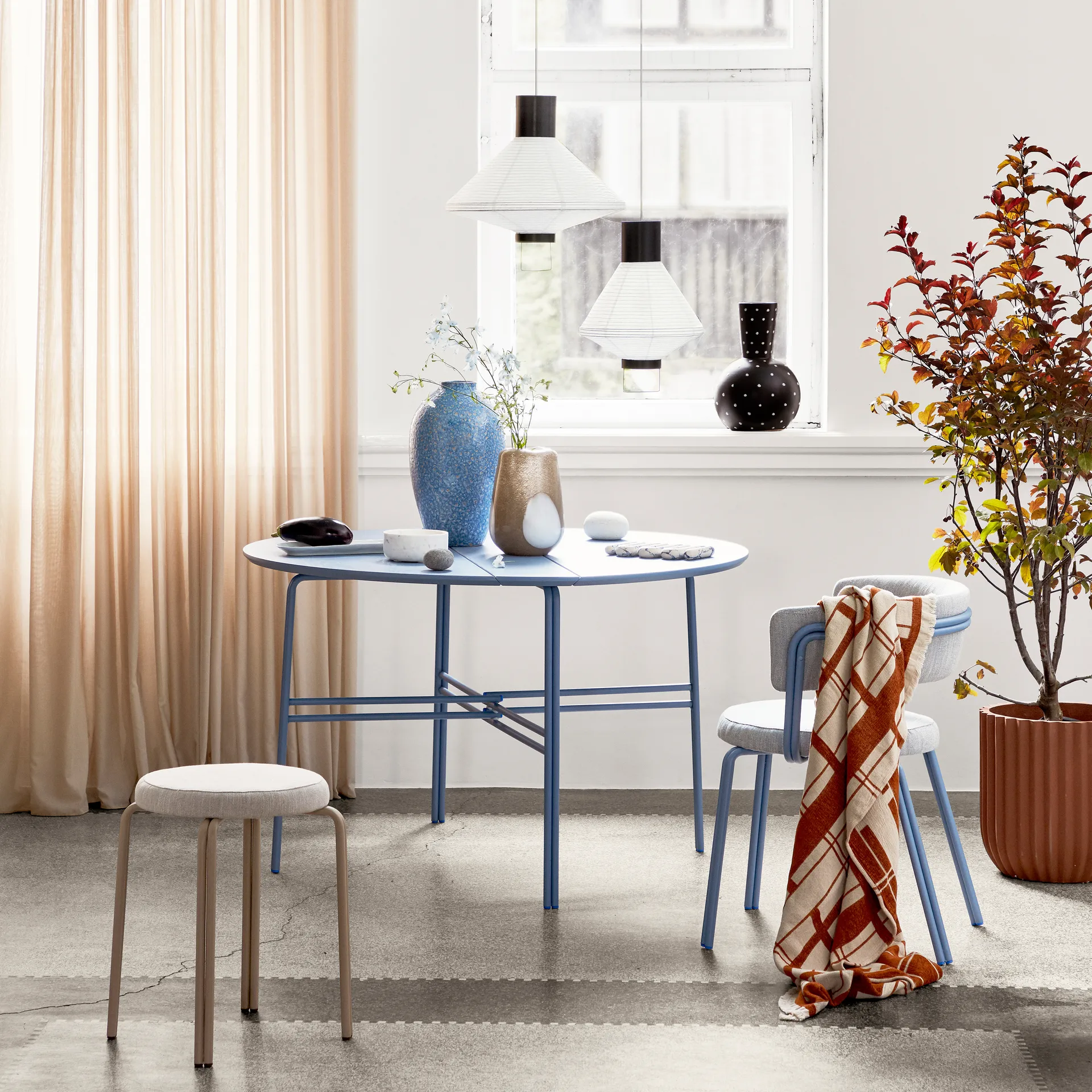Vase en verre Ada Dot 26 cm, Simply taupe warm grey Broste Copenhagen