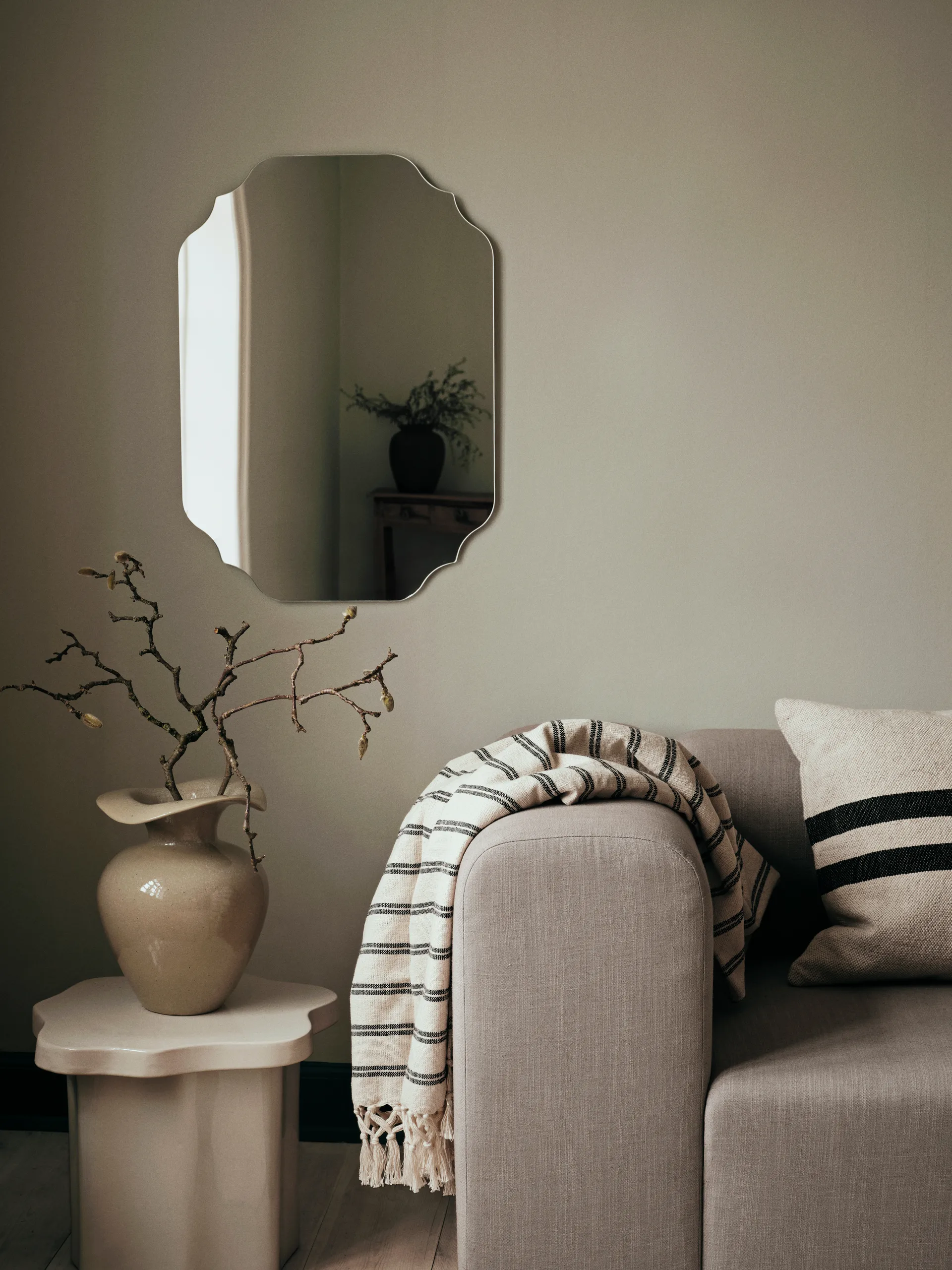 Vase Florentina M 32 cm, Beige Broste Copenhagen