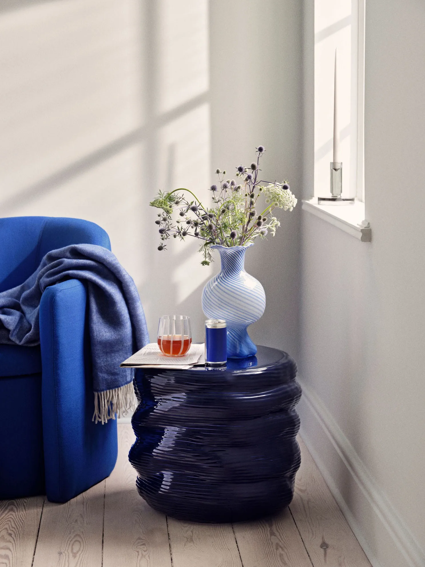 Vase Mella 30 cm, Intense blue-off white Broste Copenhagen