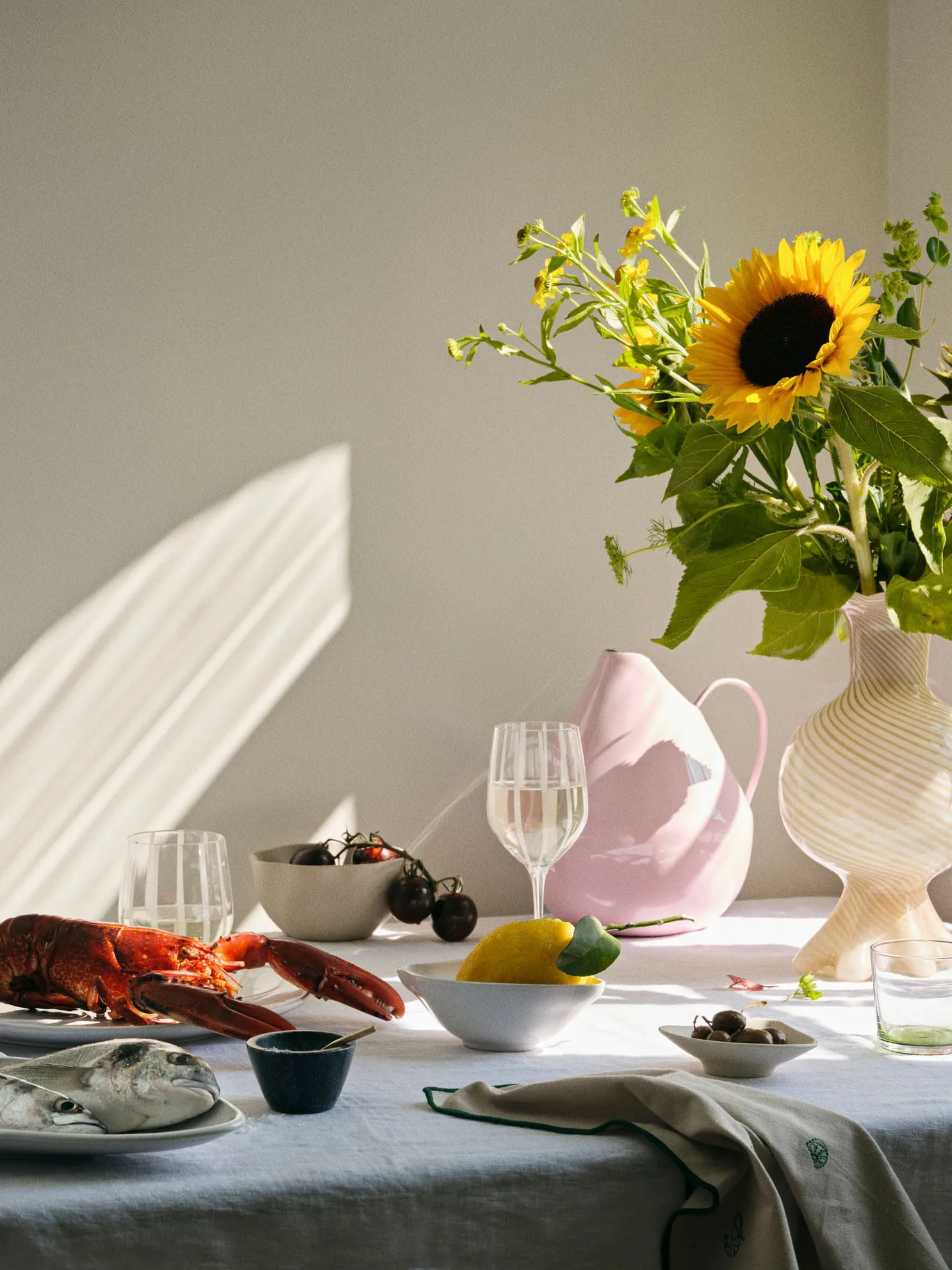 Vase Mella 30 cm, Taupe sand-off white Broste Copenhagen