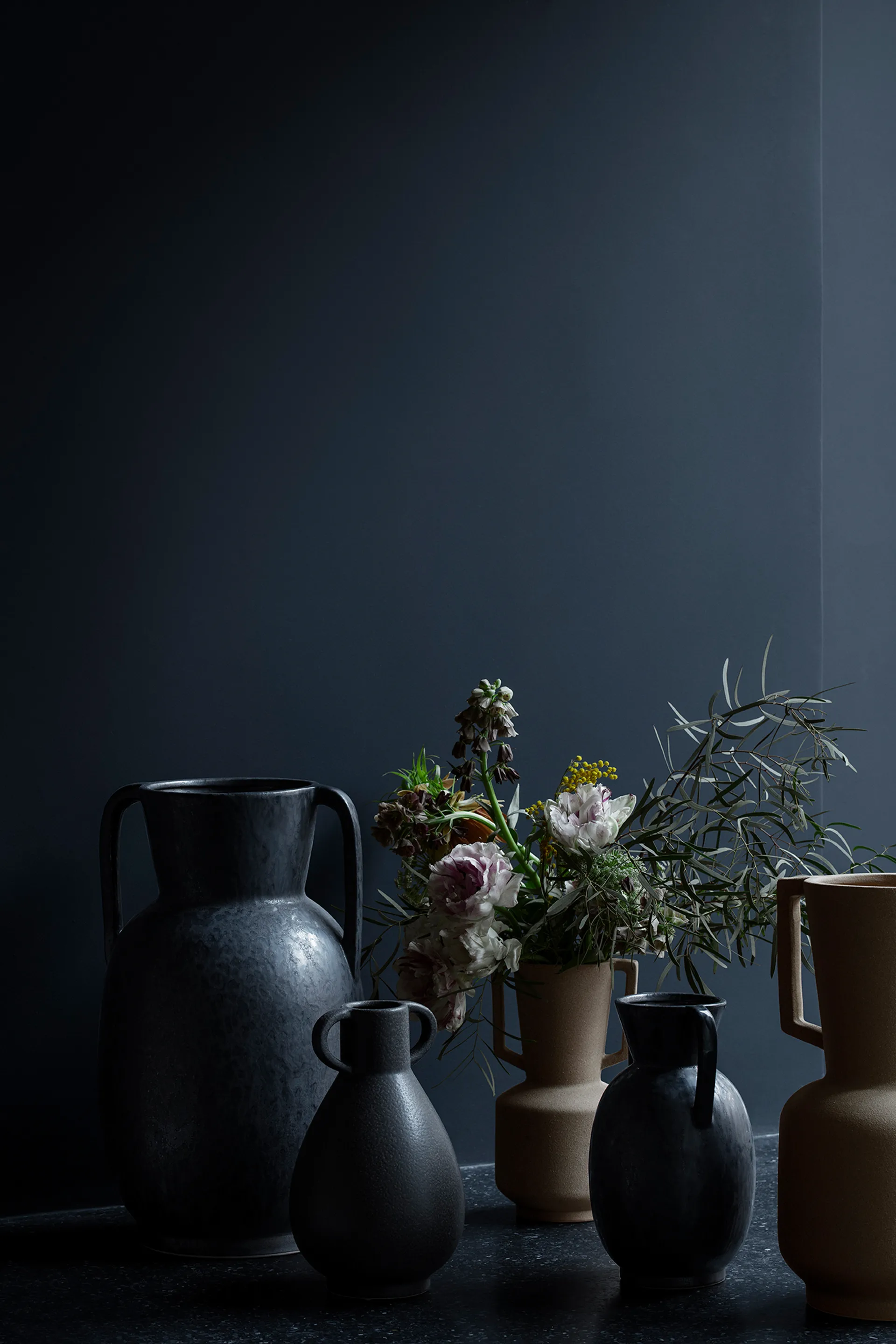 Vase Simi 29 cm, Antique grey-black Broste Copenhagen