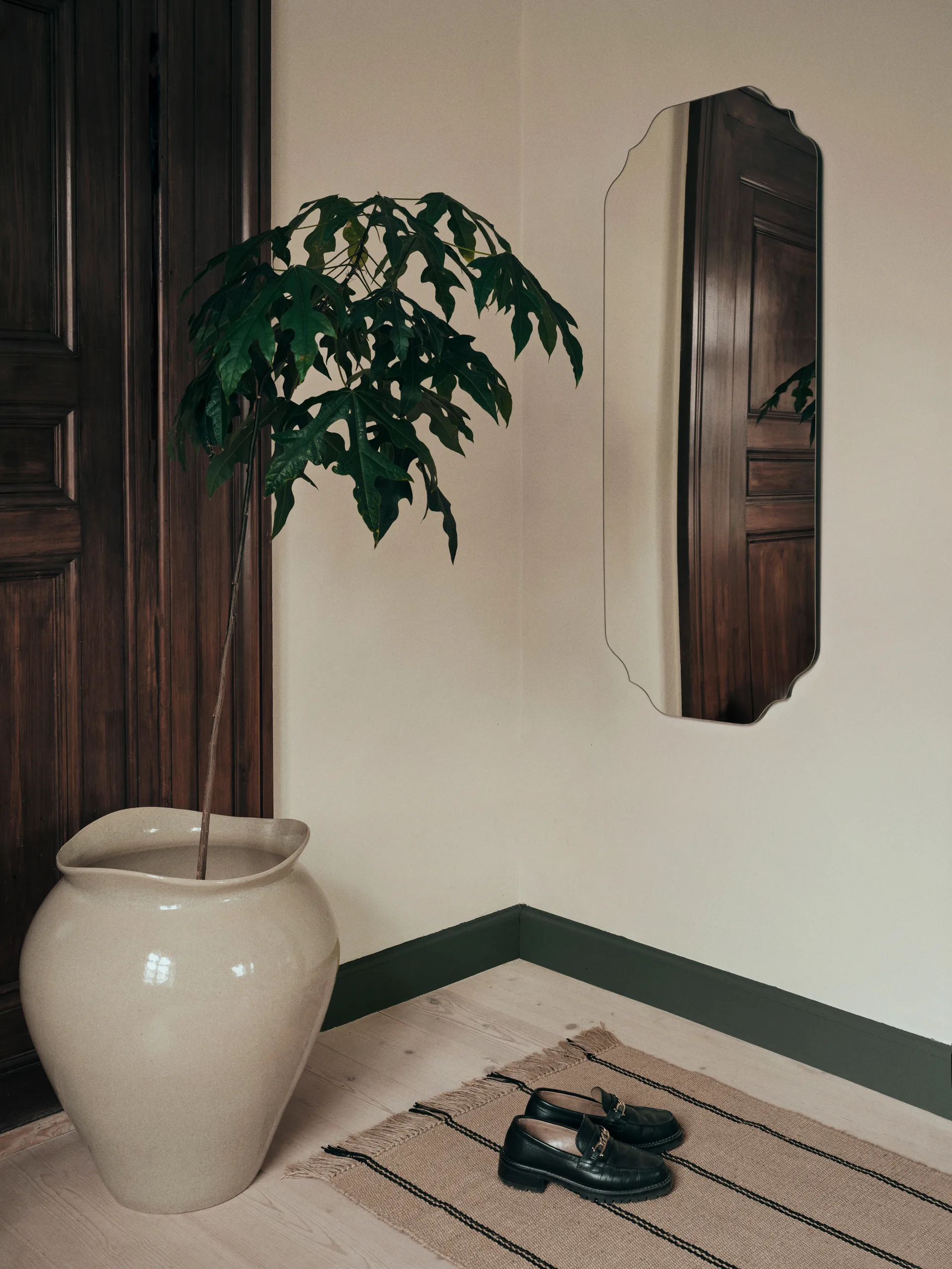 Vase sur pied Florentina XL 57 cm, Beige Broste Copenhagen