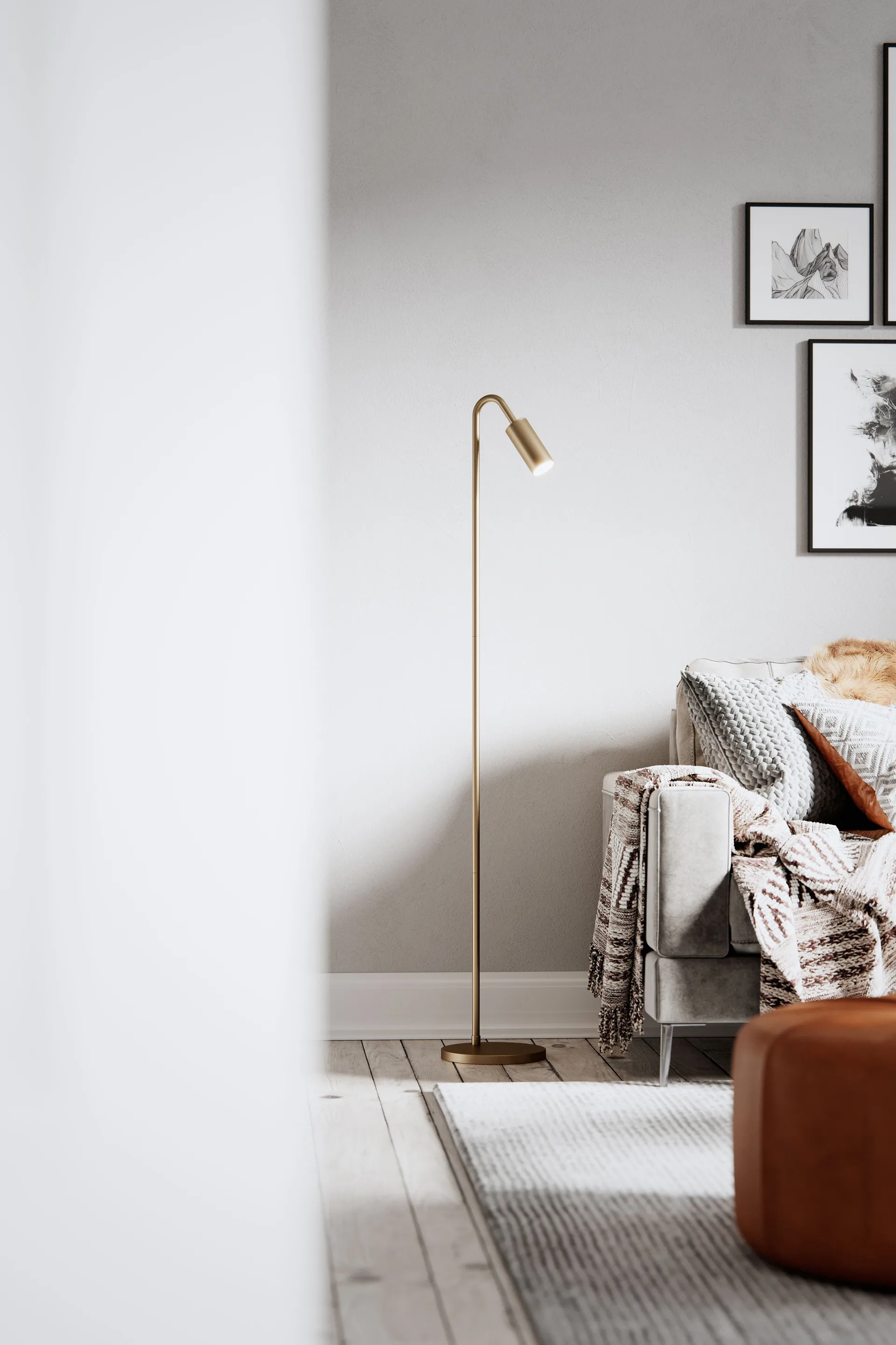 Lampe sur pied Curve 146 cm, Or mat By Rydéns