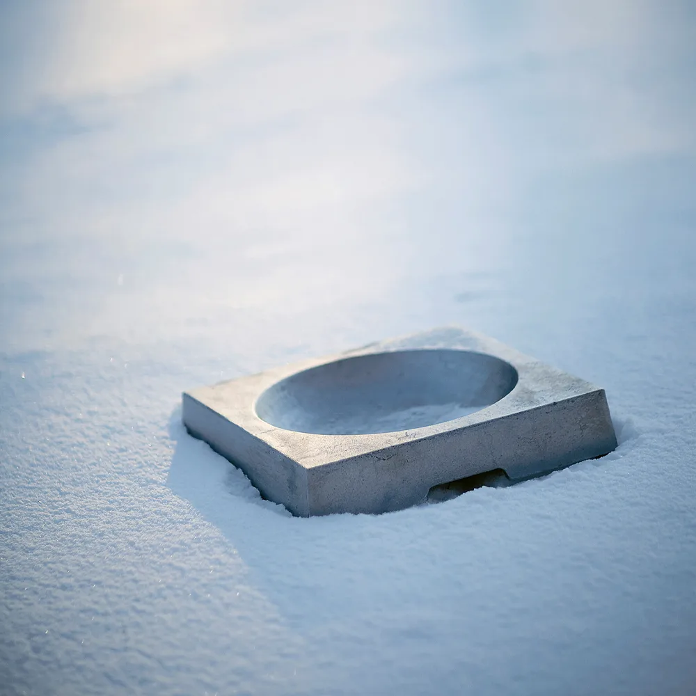 Bain d'oiseaux Kvadrat , Aluminium moulé au sable Byarums bruk