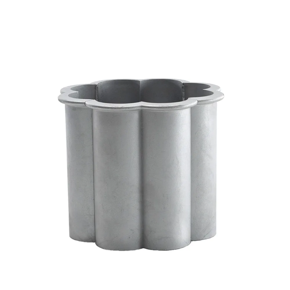 Pot Gråsippa, Aluminium coulé au sable, n° 2 Ø41 cm Byarums bruk