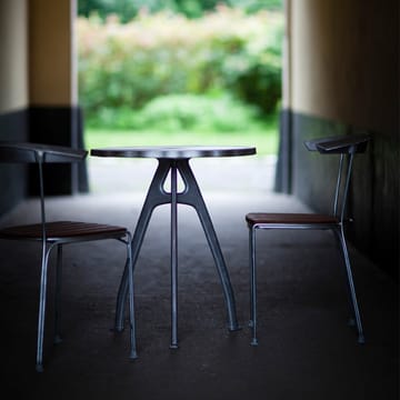 Table de café Odd - Aluminium, support en aluminium brut, boucle - Byarums bruk