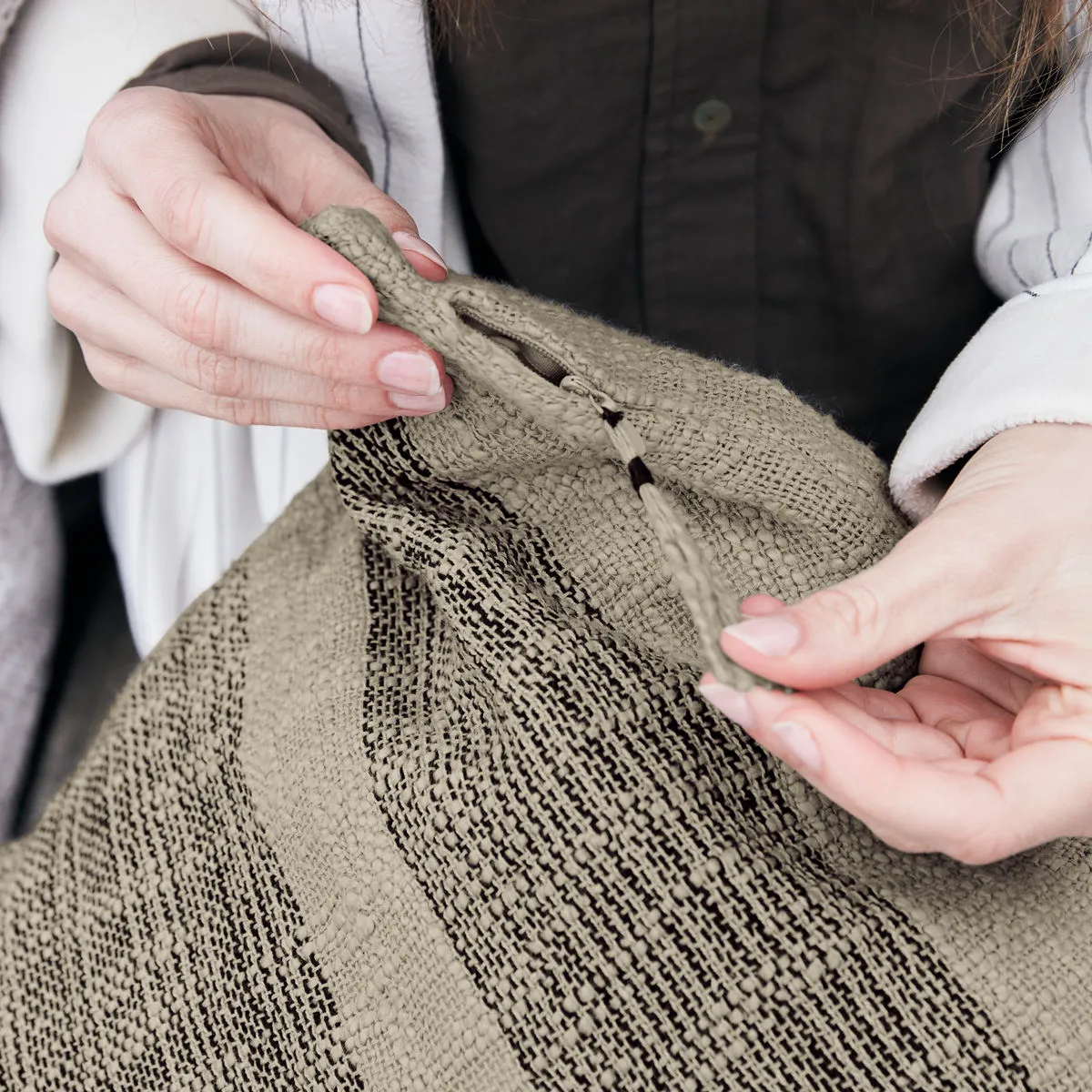 Taie Ashild 60x60 cm, Haze-coal byNORD