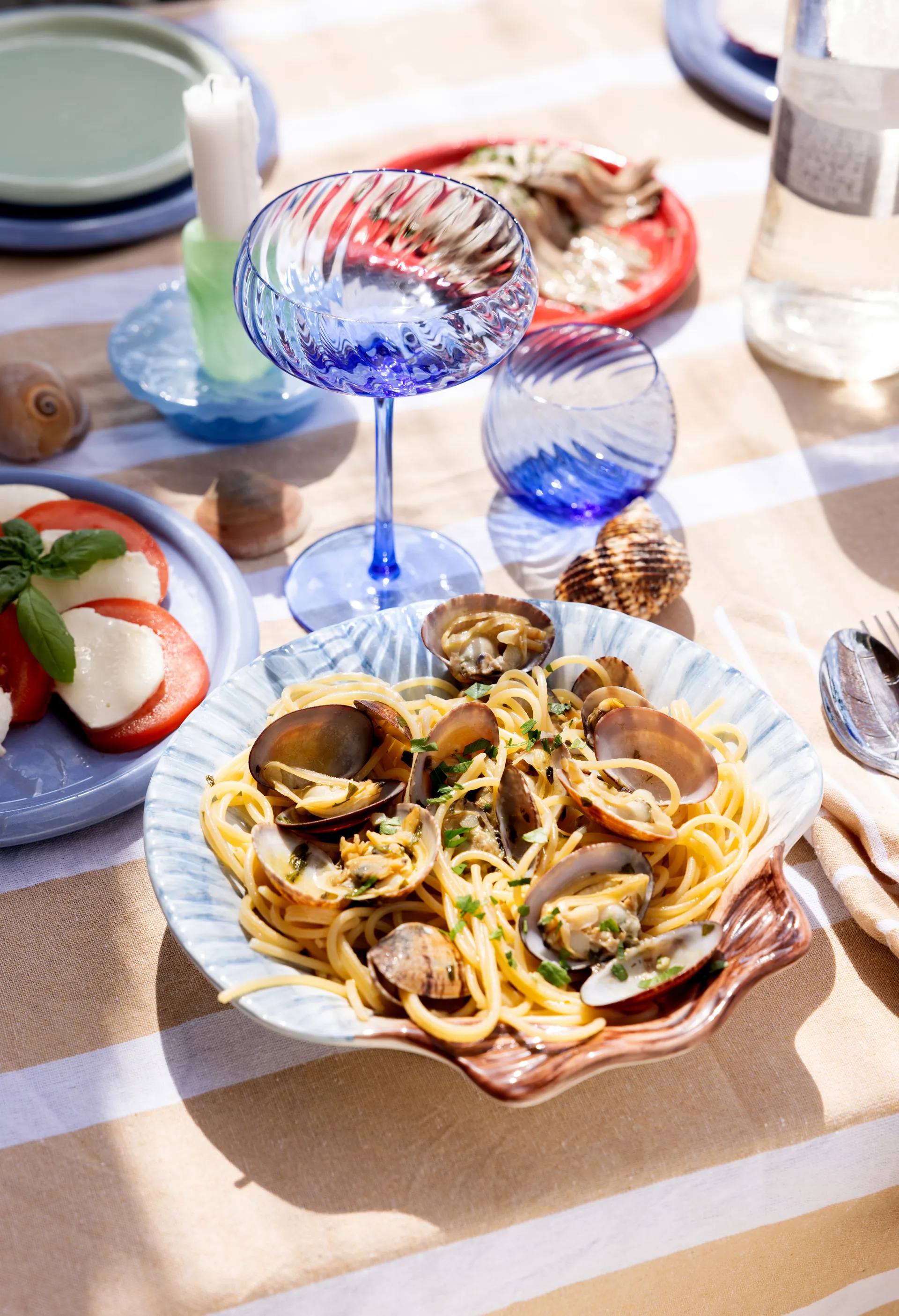 Assiette Armona 23,5x23,5 cm, Bleu clair Byon