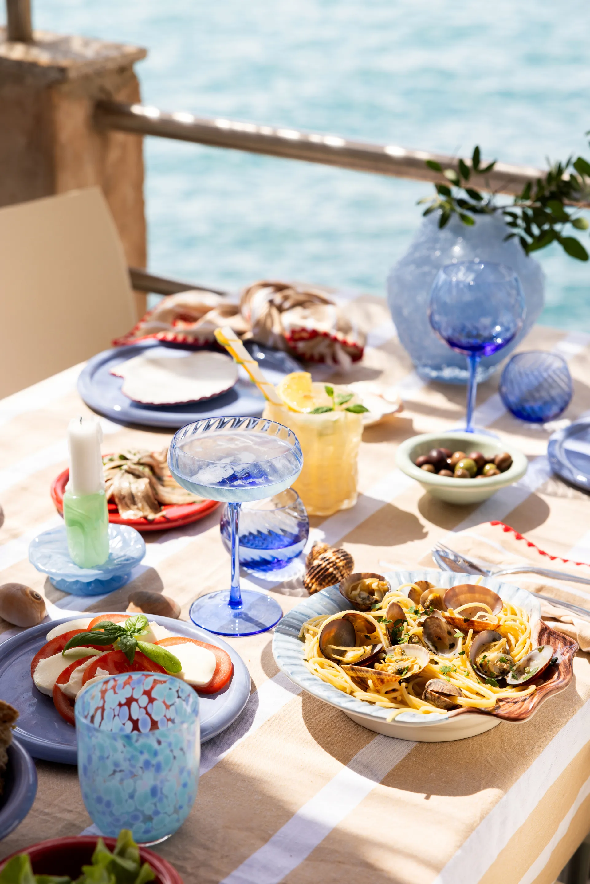 Assiette Armona 23,5x23,5 cm, Bleu clair Byon