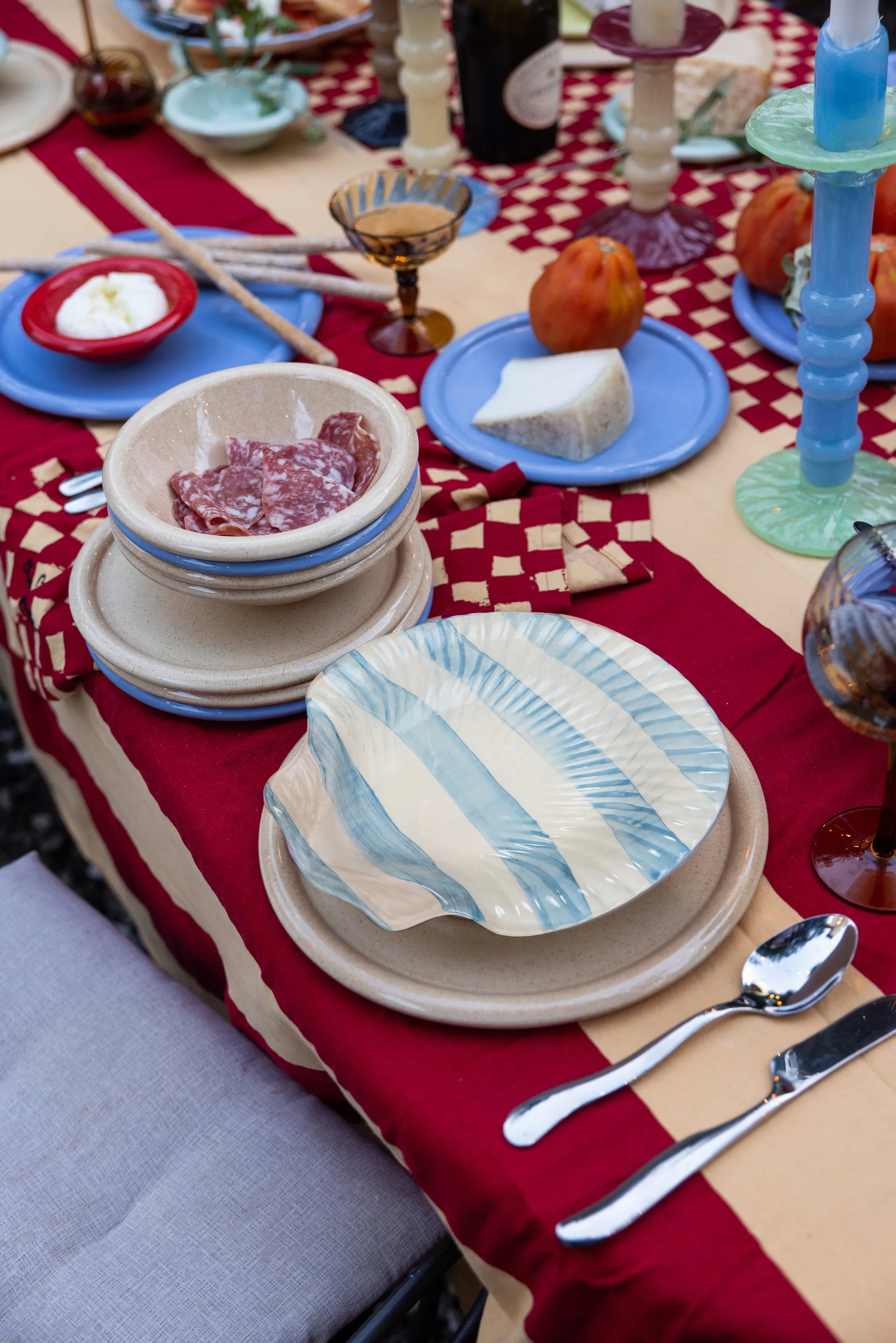 Assiette Armona stripe 23,5x23,5 cm, Bleu clair-blanc Byon