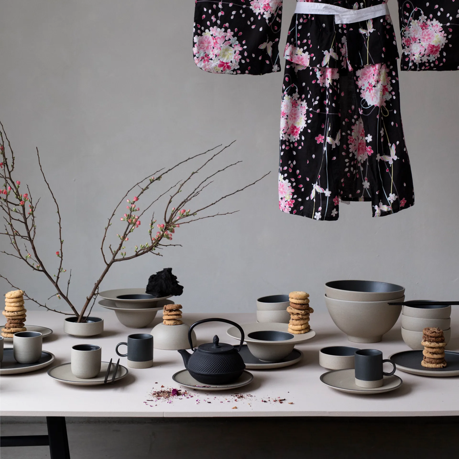 Assiette creuse Fumiko, Beige-noir Byon