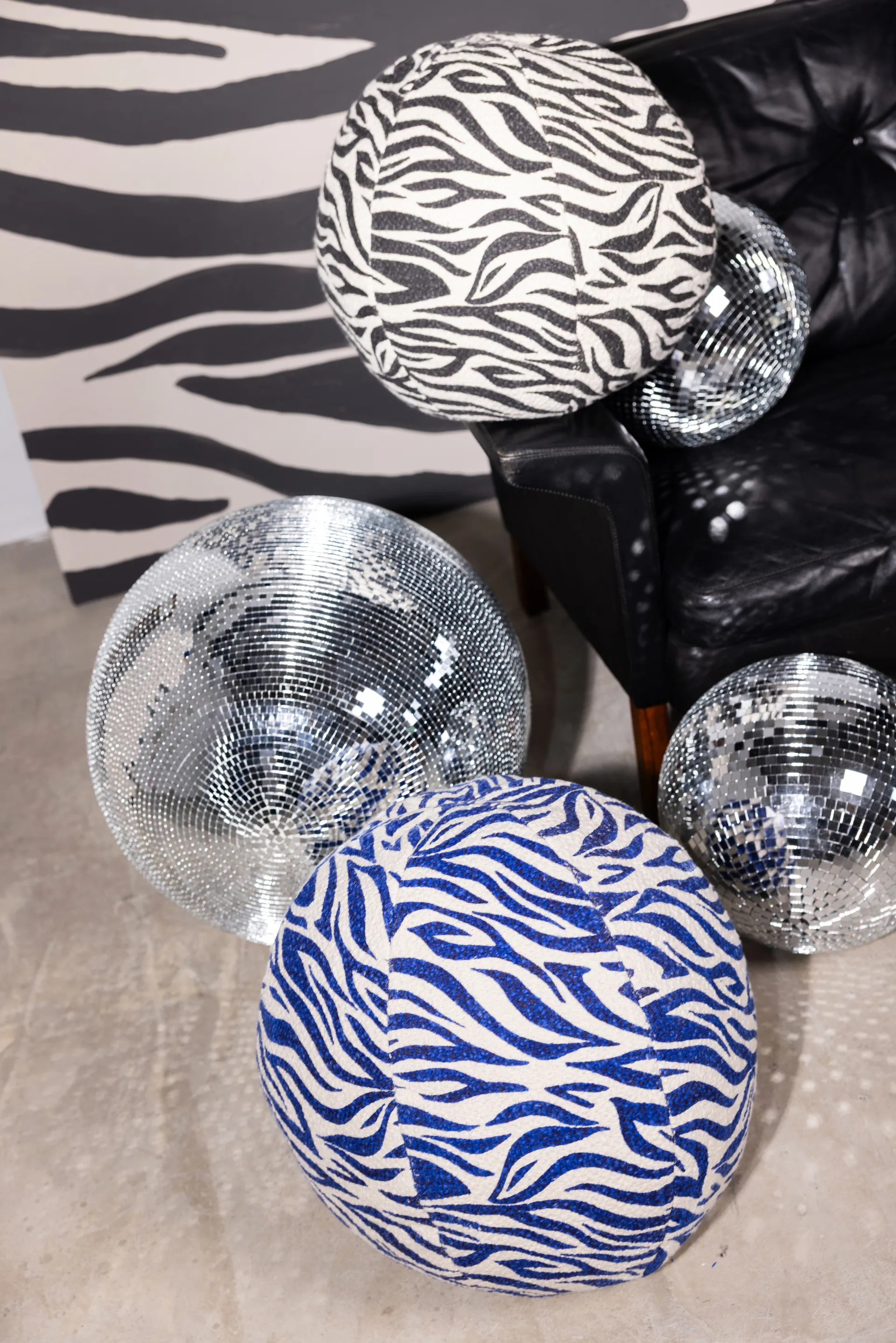 Coussin Anima Ø35 cm, Zebra-bleu Byon