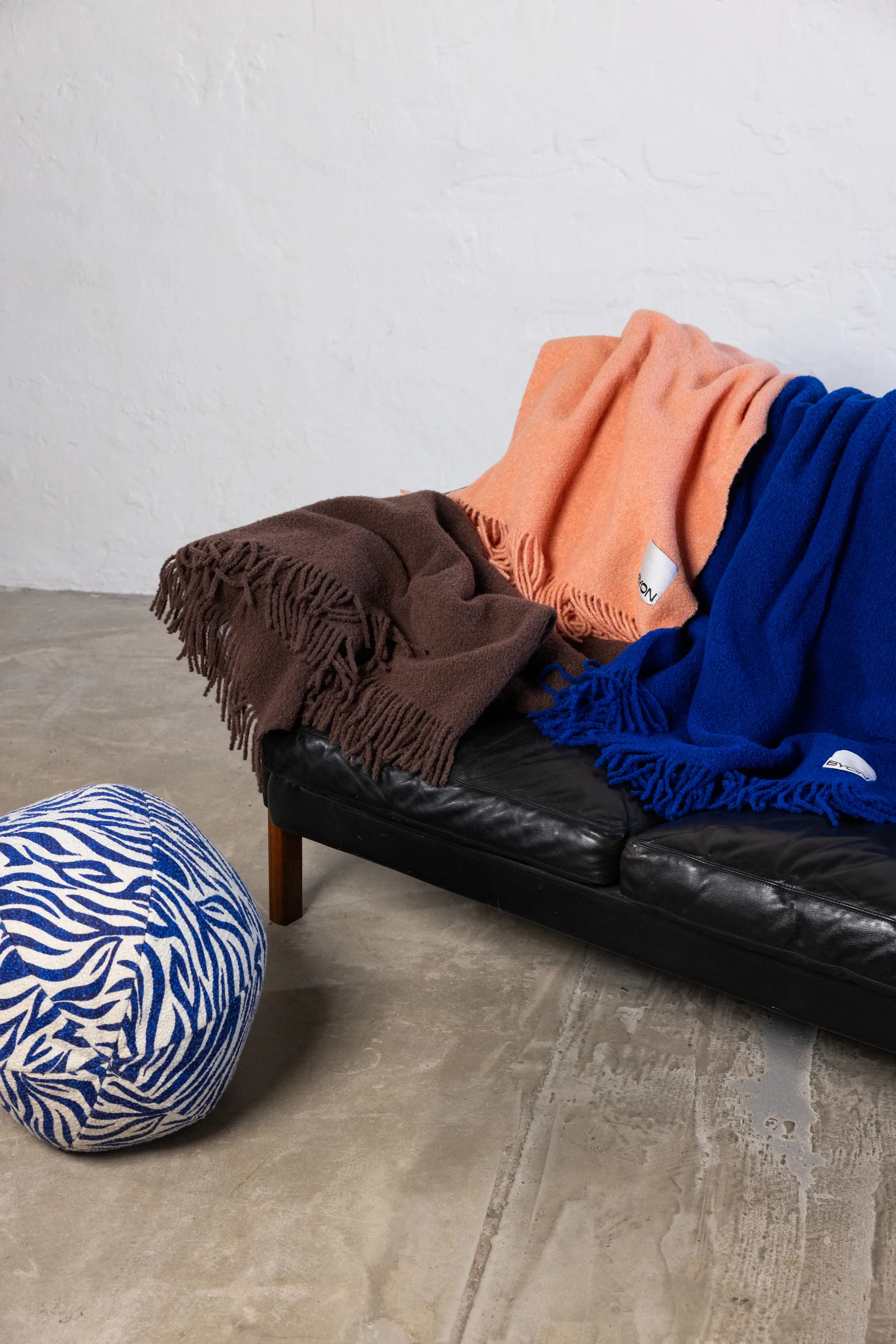 Coussin Anima Ø35 cm, Zebra-bleu Byon