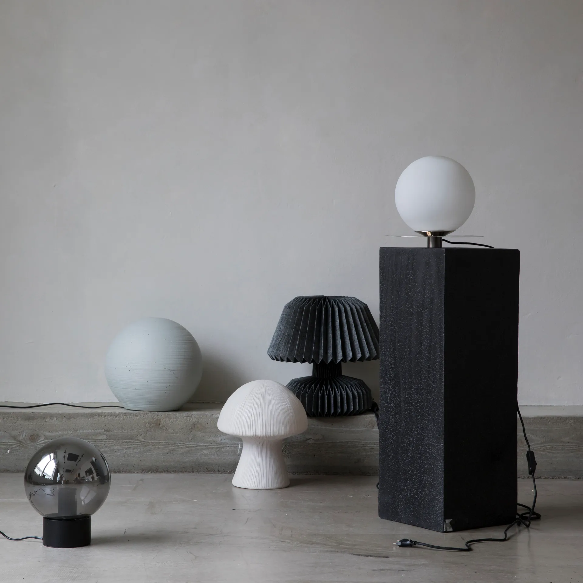 Lampe de table Magic, Noir-argent Byon
